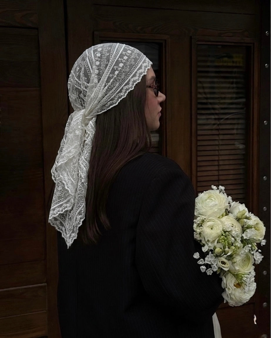 Mine Çiçekli Tül Kadın Bandana