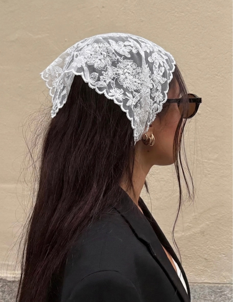 Çiçek Dantel Tül Kadın Bandana