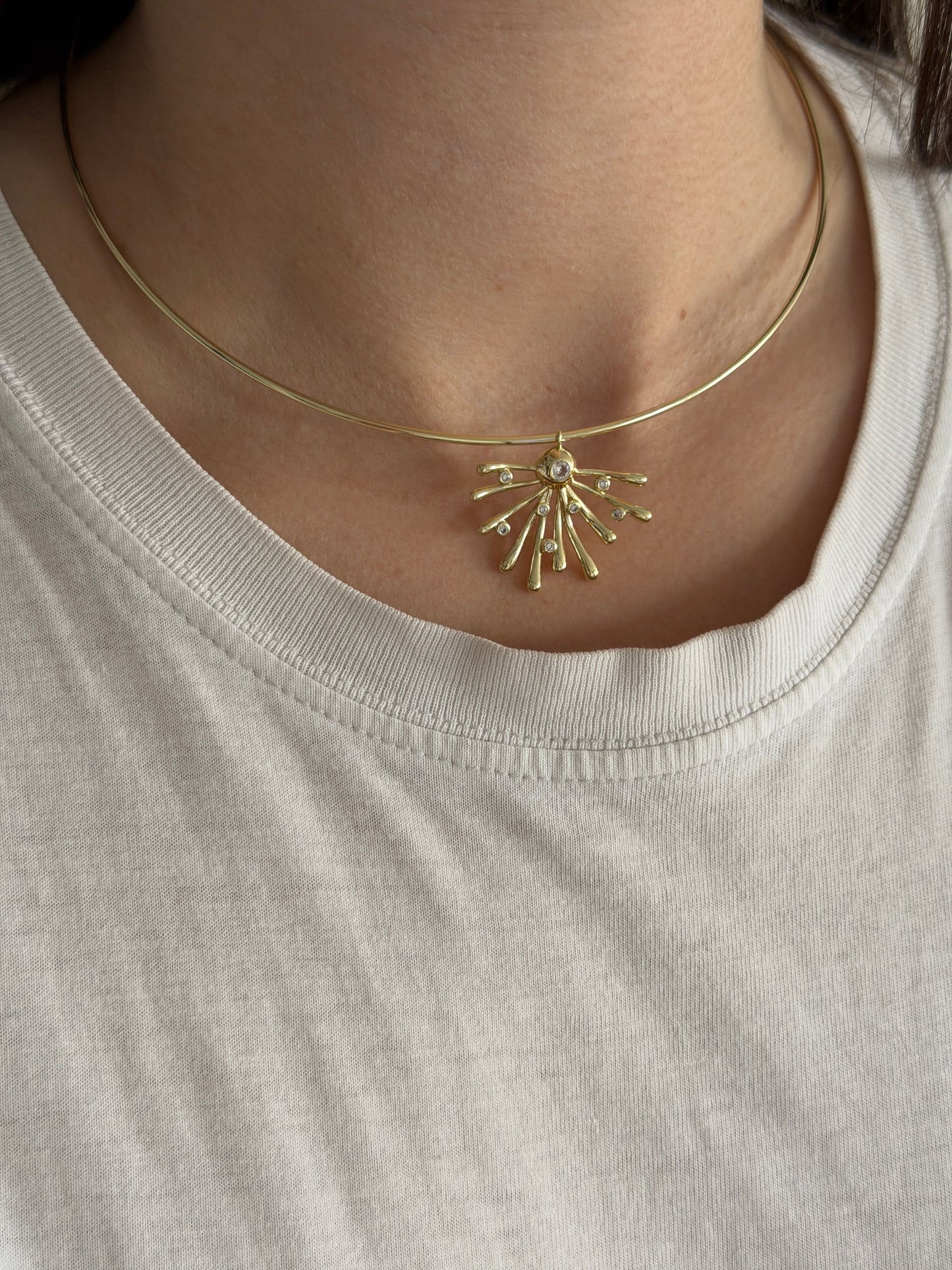 Taşlı Mercan Gold Kadın Choker Kolye