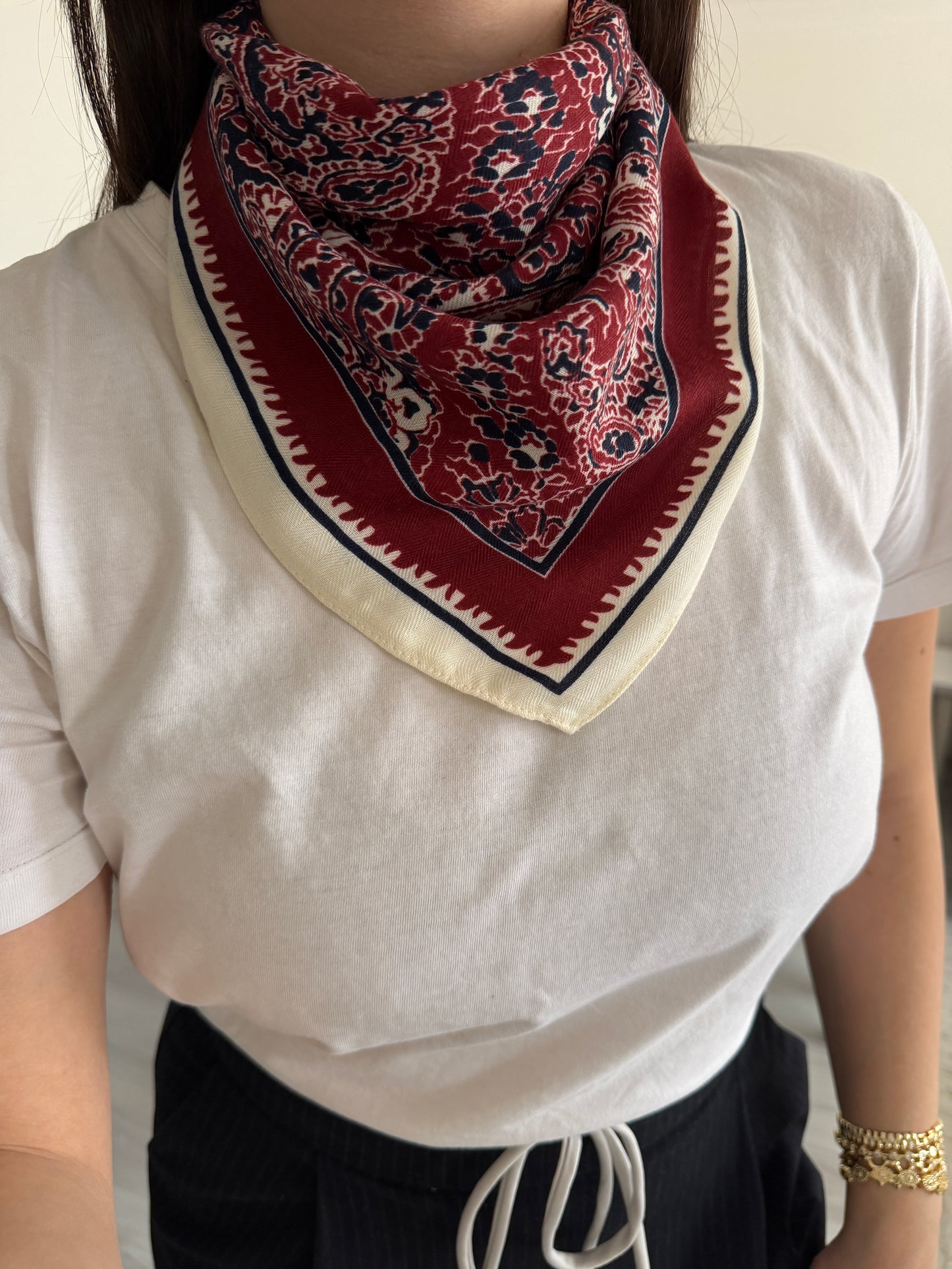 Yumuşak Dokulu Kadın Fular - Kırmızı&Krem Rengi