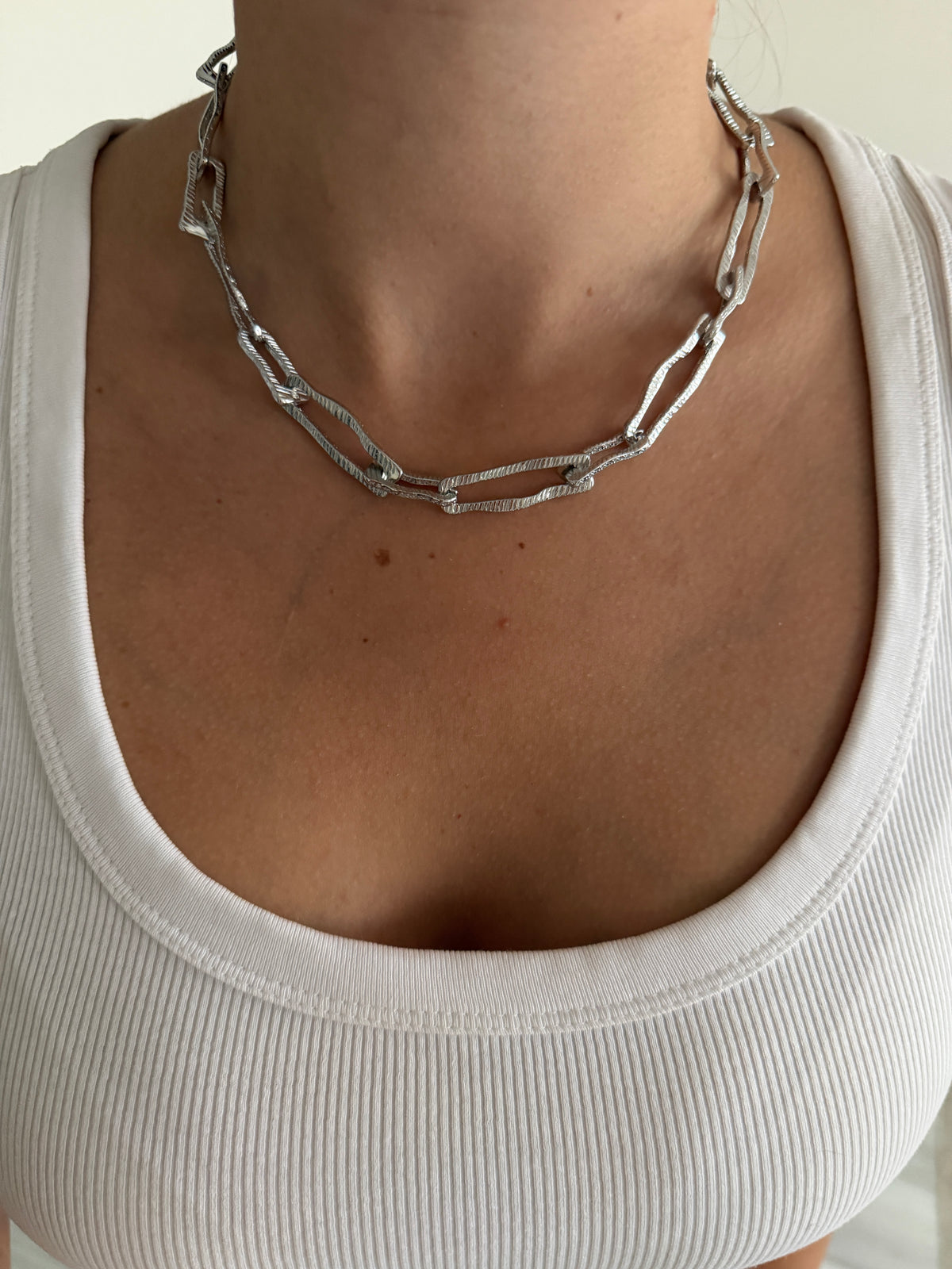 Gümüş Parça Choker Kadın Kolye