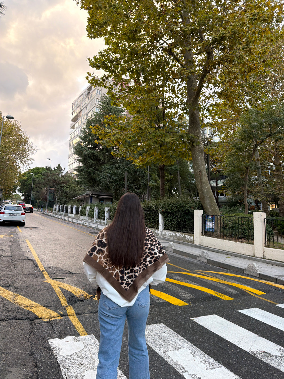 Animal Print Yumuşak Dokulu Kare Kadın Şal