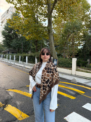 Animal Print Yumuşak Dokulu Kare Kadın Şal