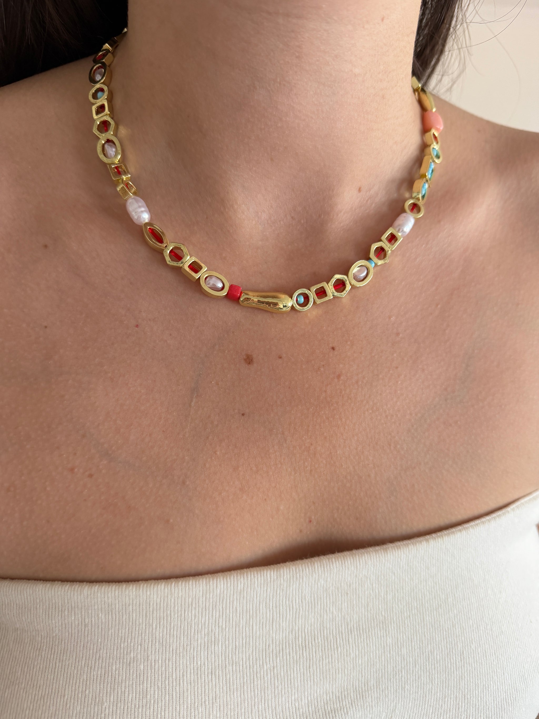 İncili Renkli Boheme Gold Parçalı Kadın Kolye
