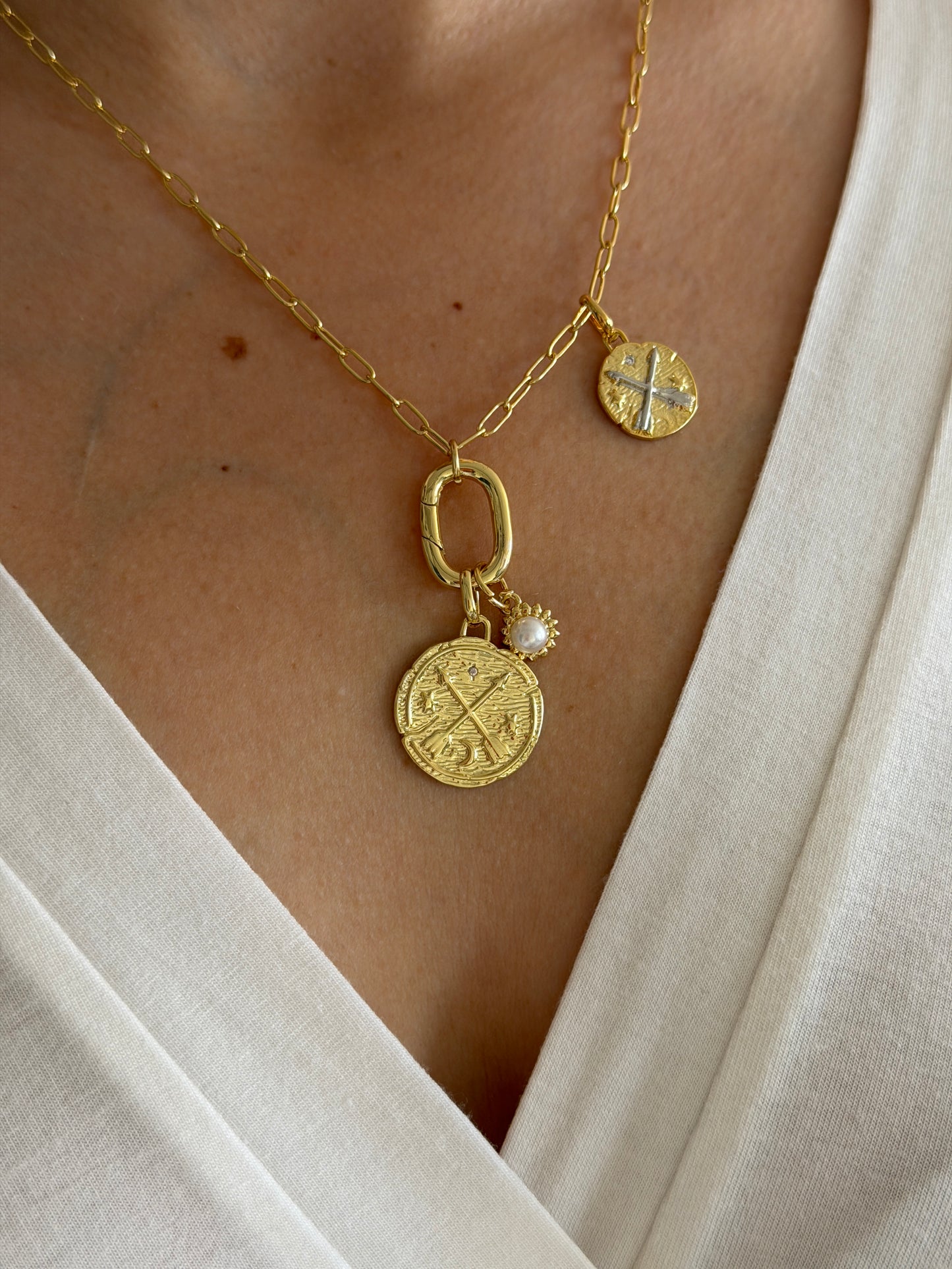 Pandoranın Yörünge Taşı Gold Kadın Kolye