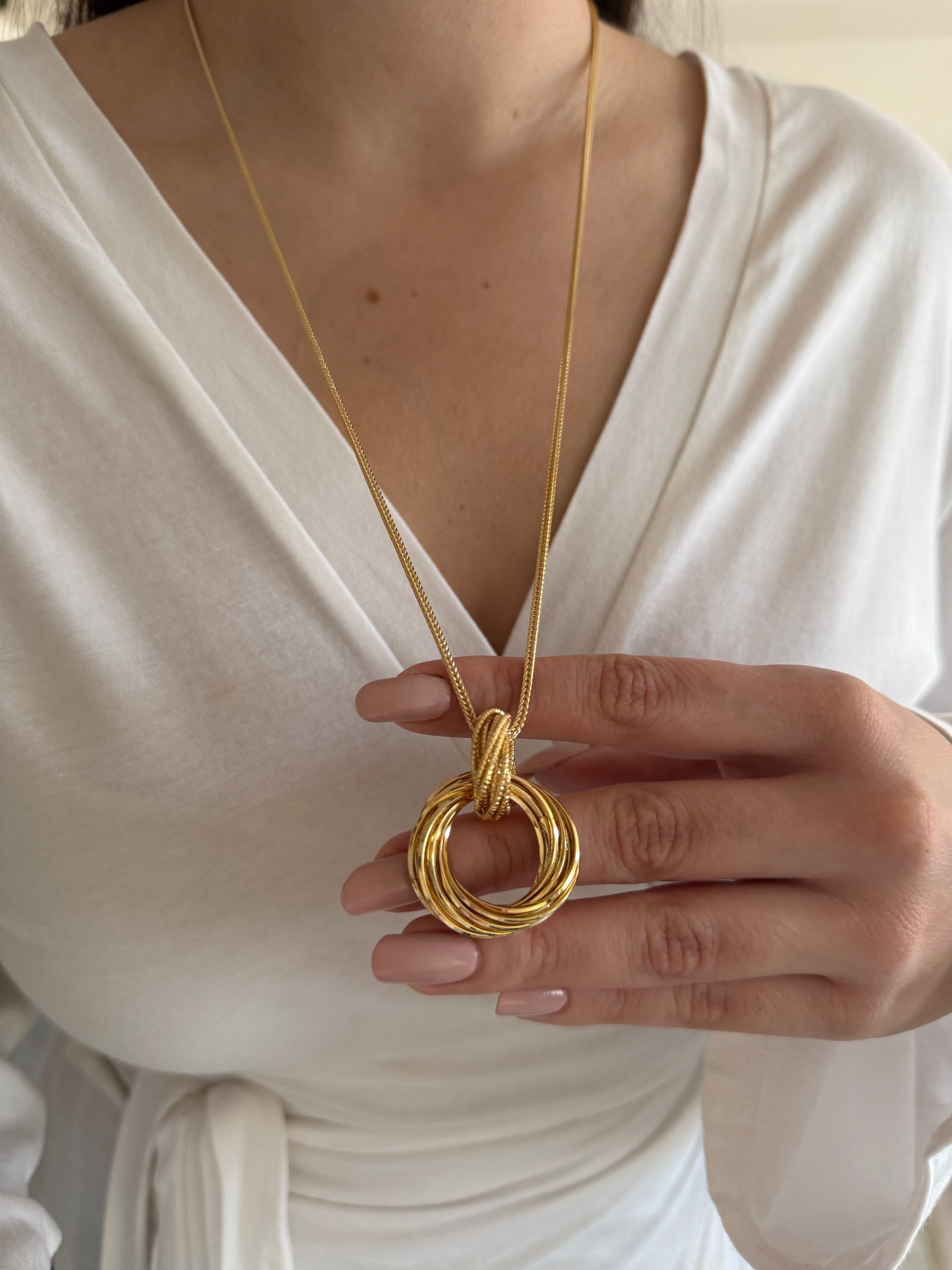 Sarmal Düğüm Gold Kadın Kolye