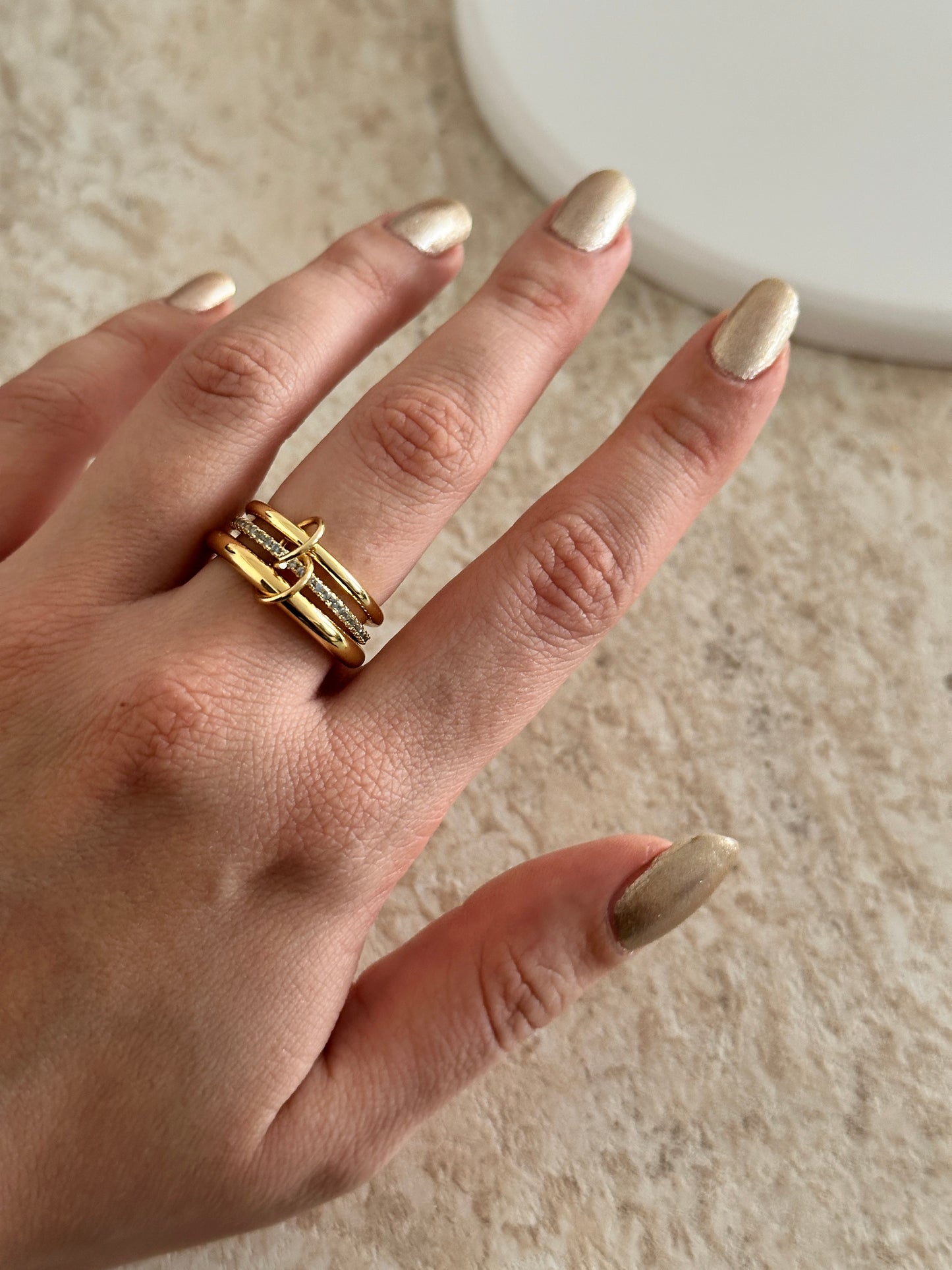 3'Lü Gold Zirkon Taş Spinelli Kadın Yüzük