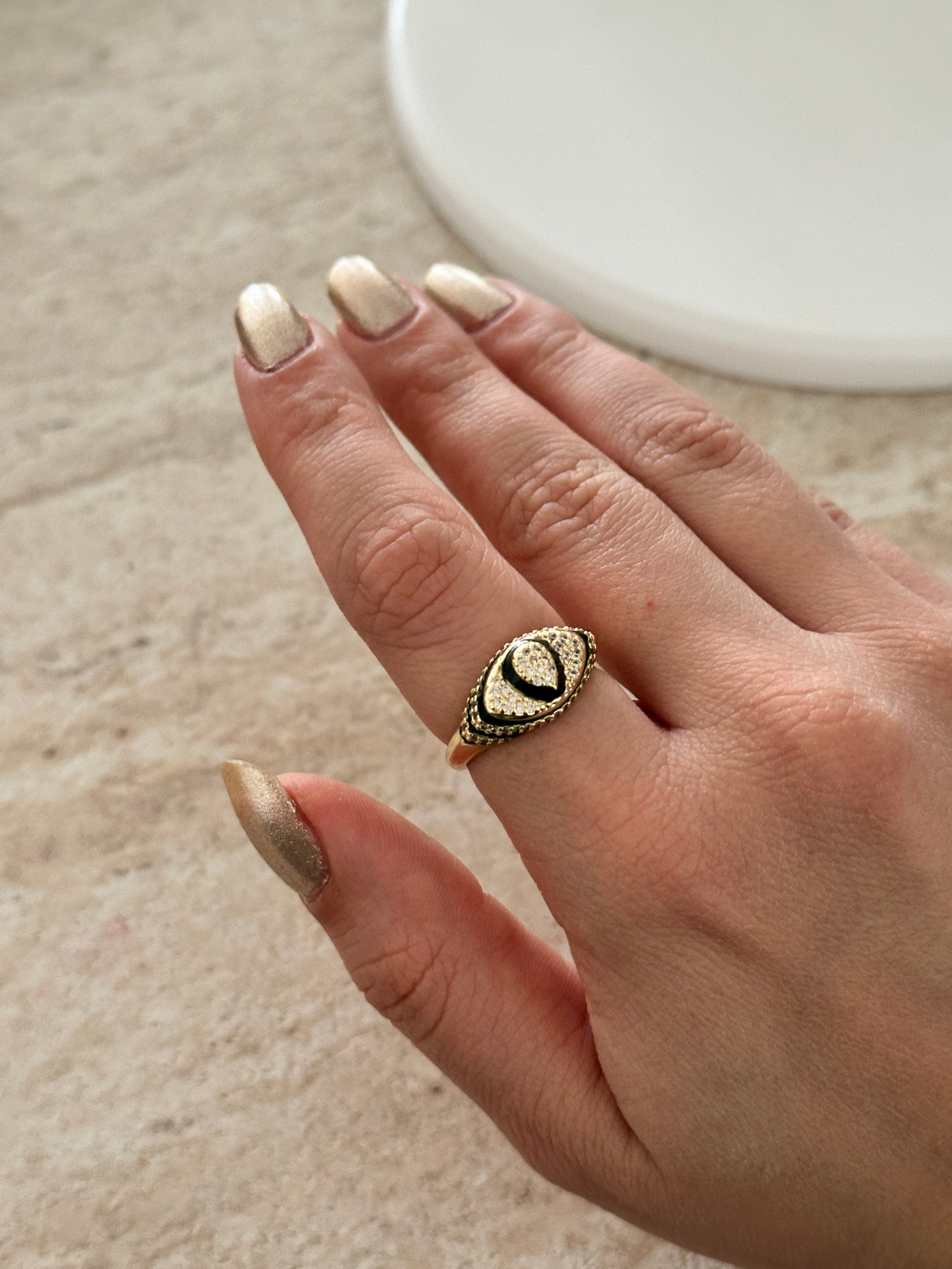 Renkli Medusa Göz Kadın Yüzük