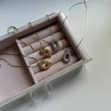 Zirkon Taş Harf Kadın Kolye (gold)