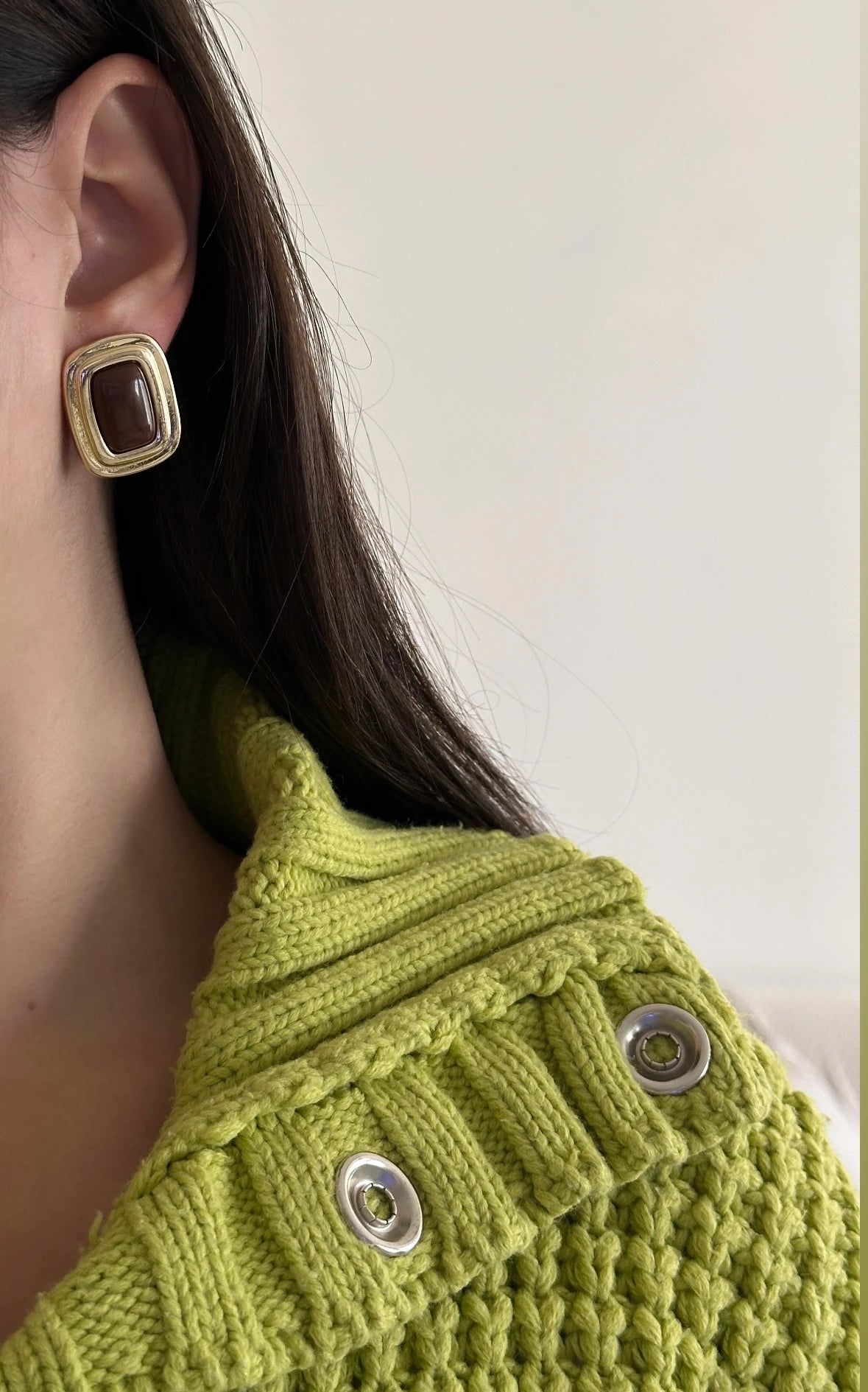 Kare Plaka Renkli Kadın Küpe