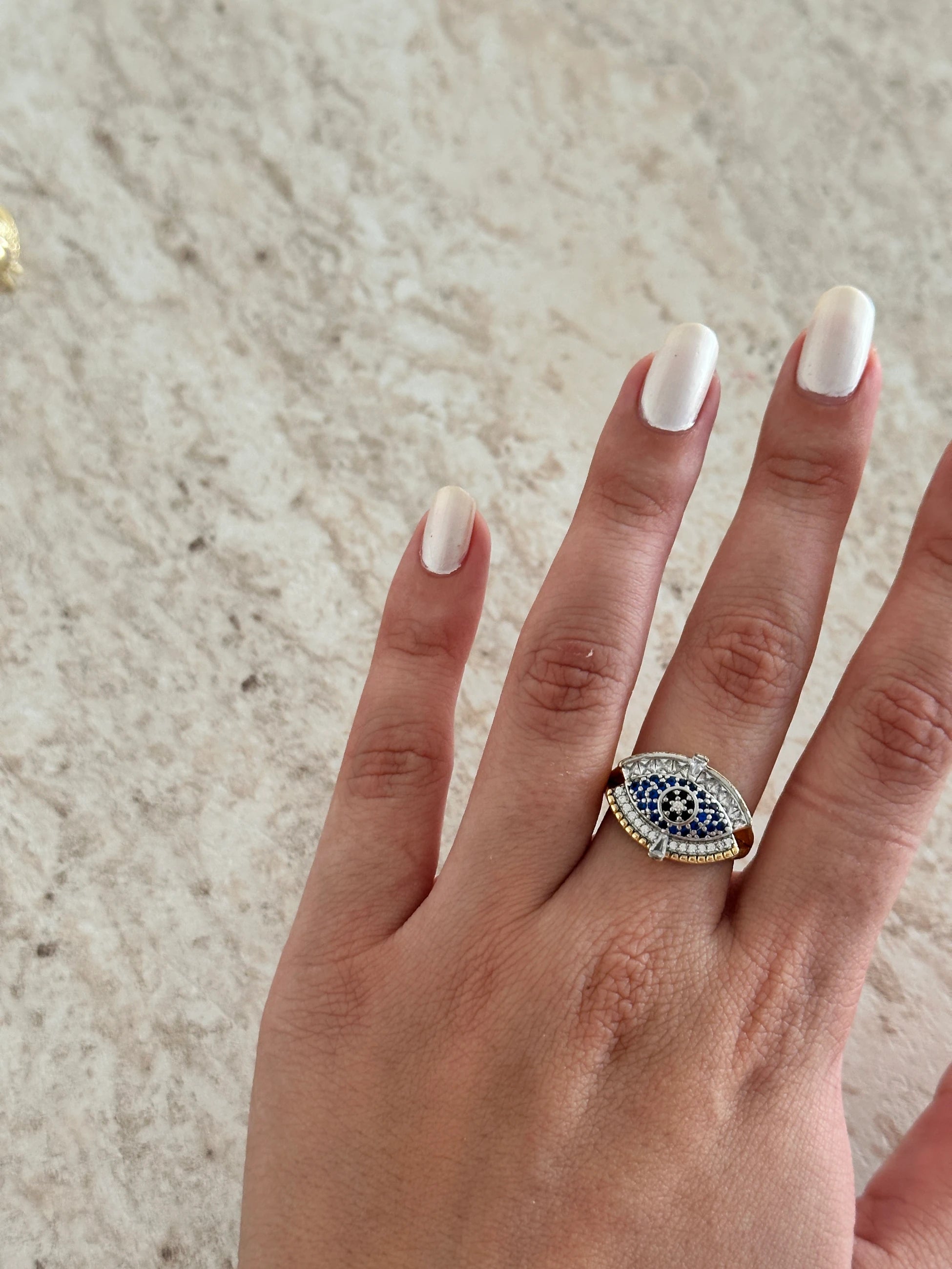 Zirkon Taş Göz Kadın Yüzük