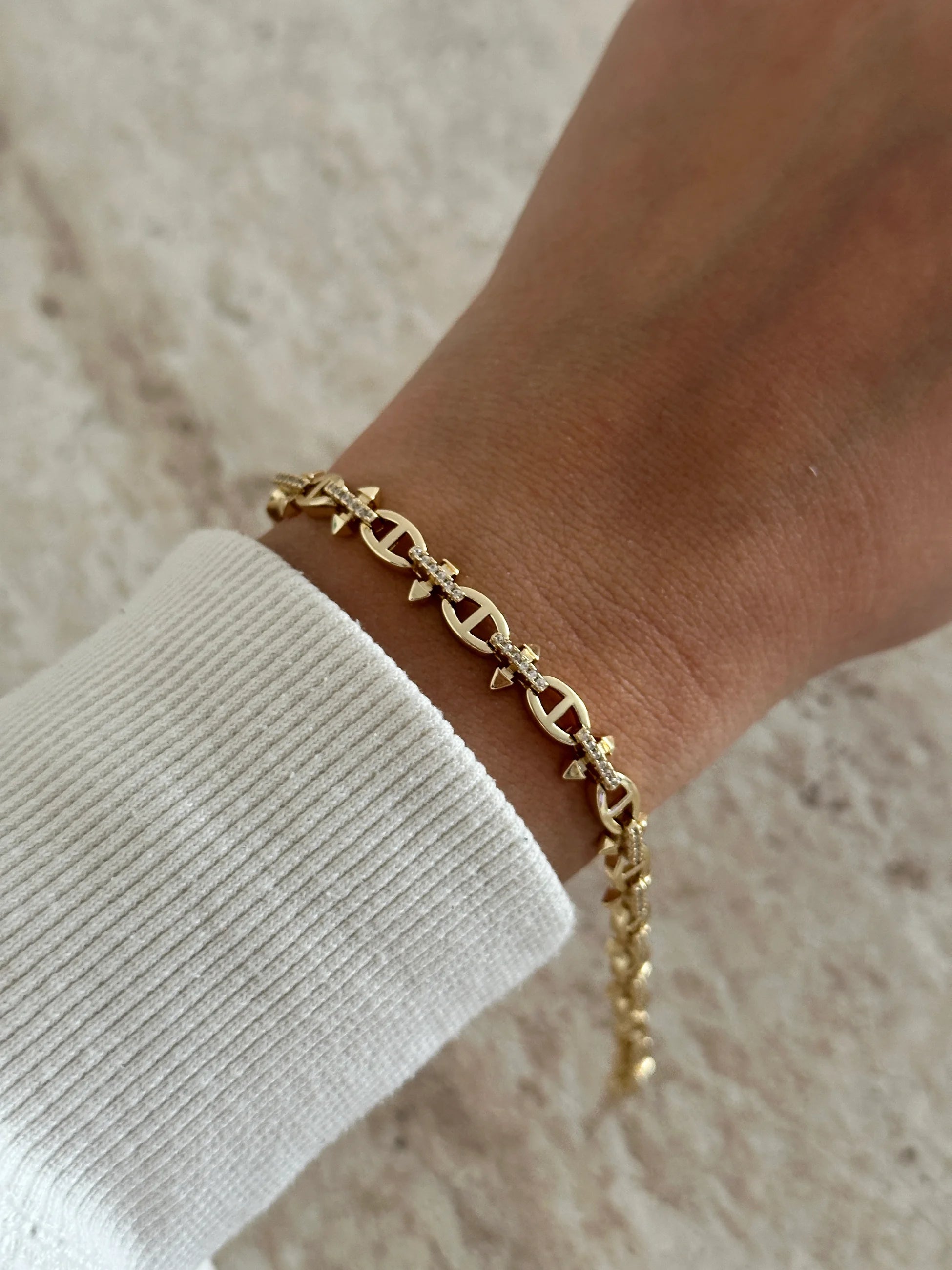 Çivi Tasarım 14k Kadın Bileklik