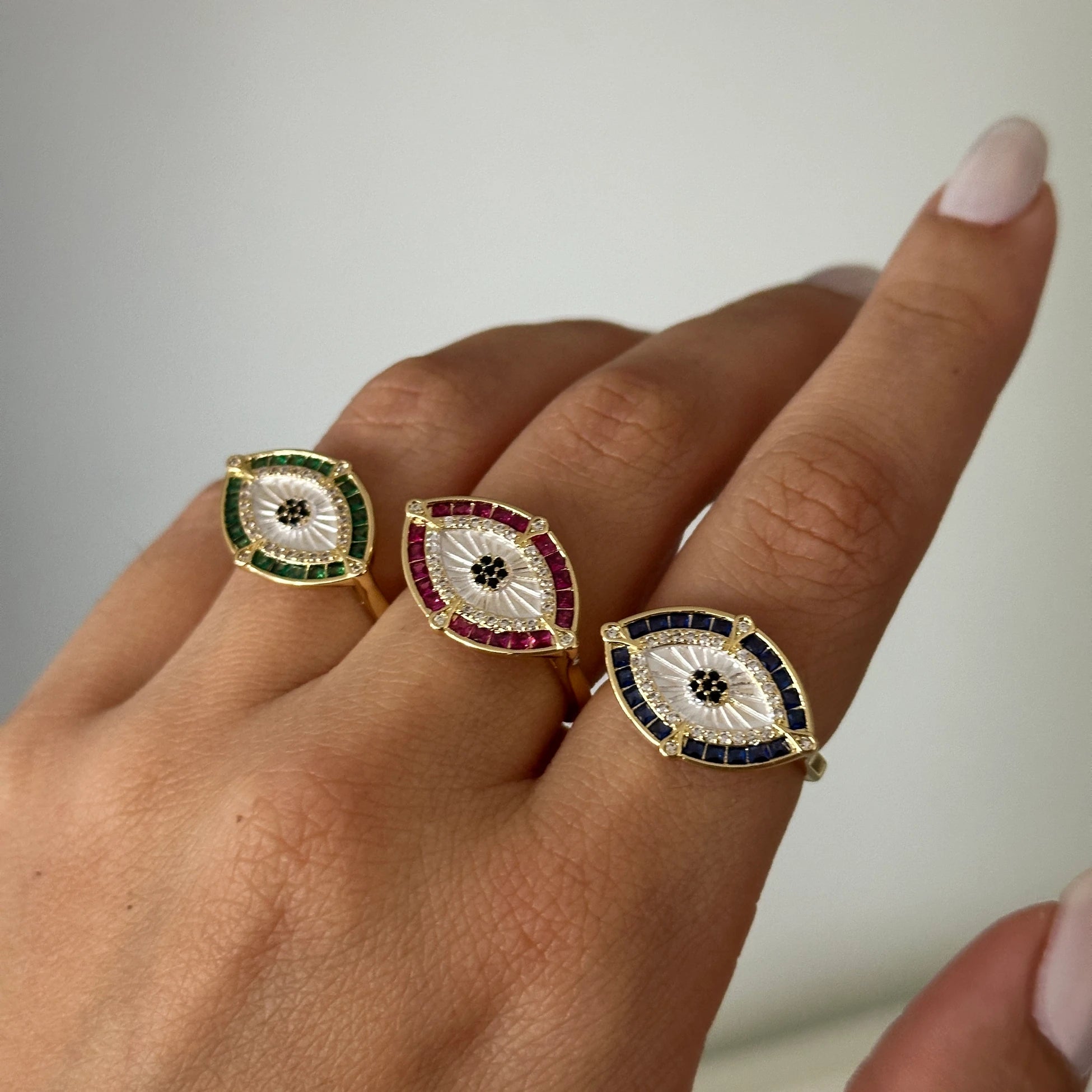 Renkli Göz Kadın Yüzük