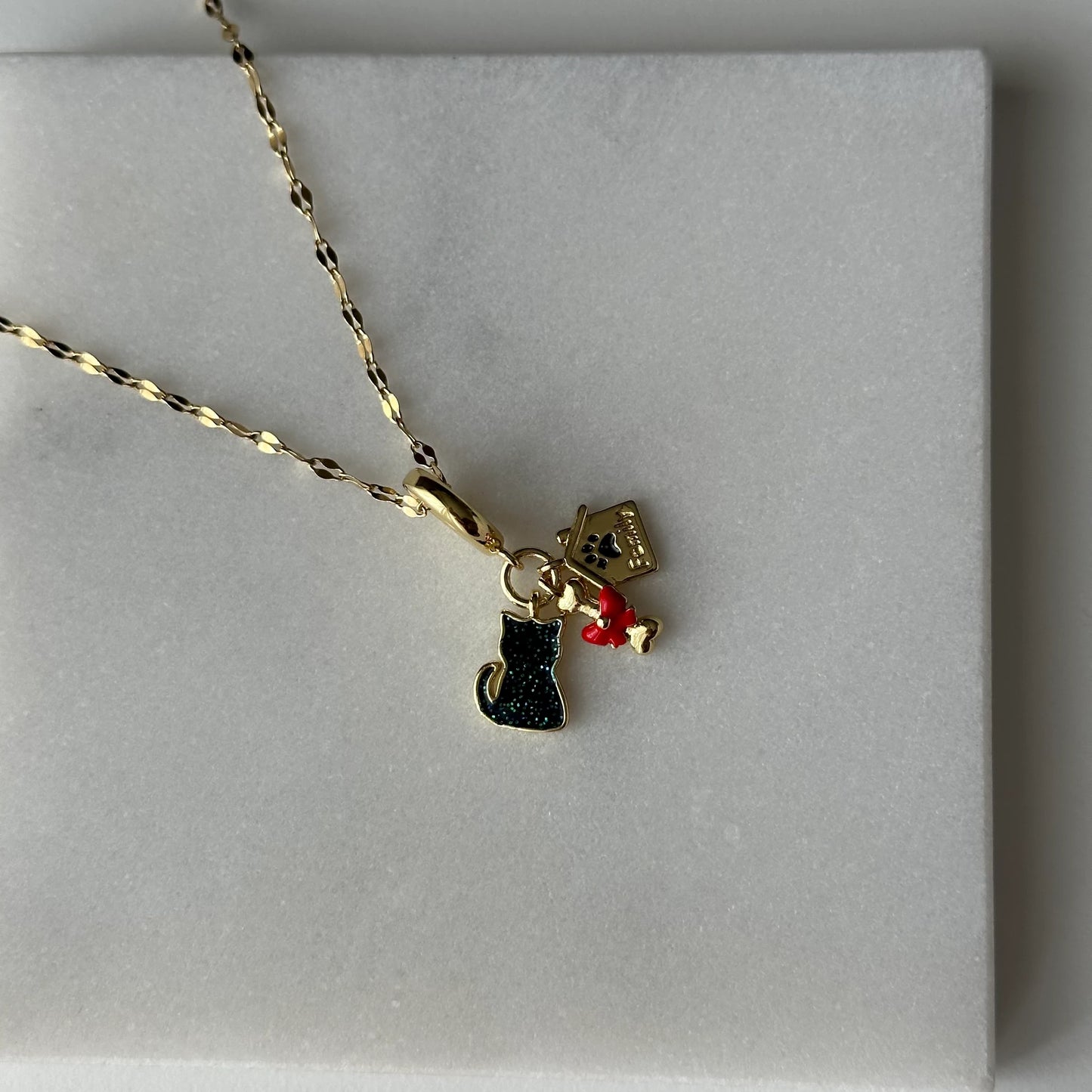 Manifest Charm Kolye (Kedi Sever)