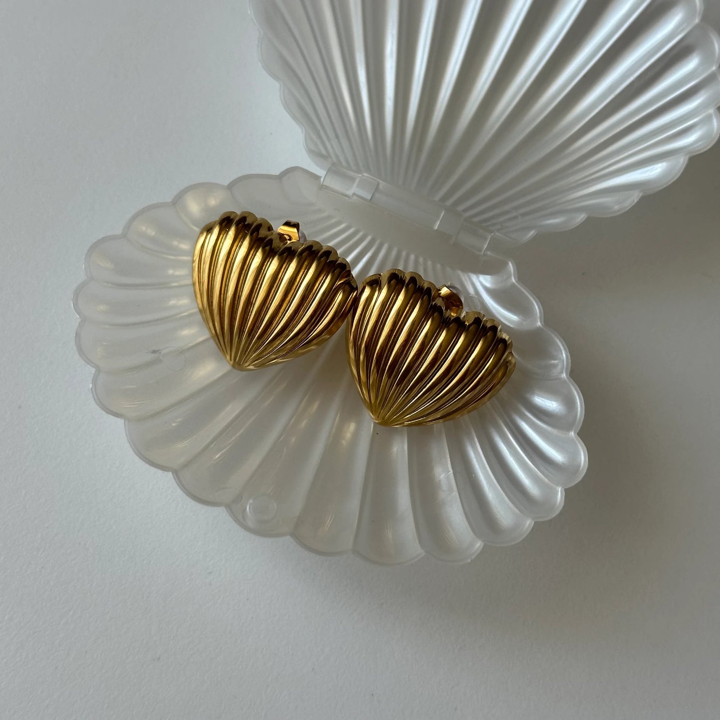 Pembe Tırtık Çelik Küpe