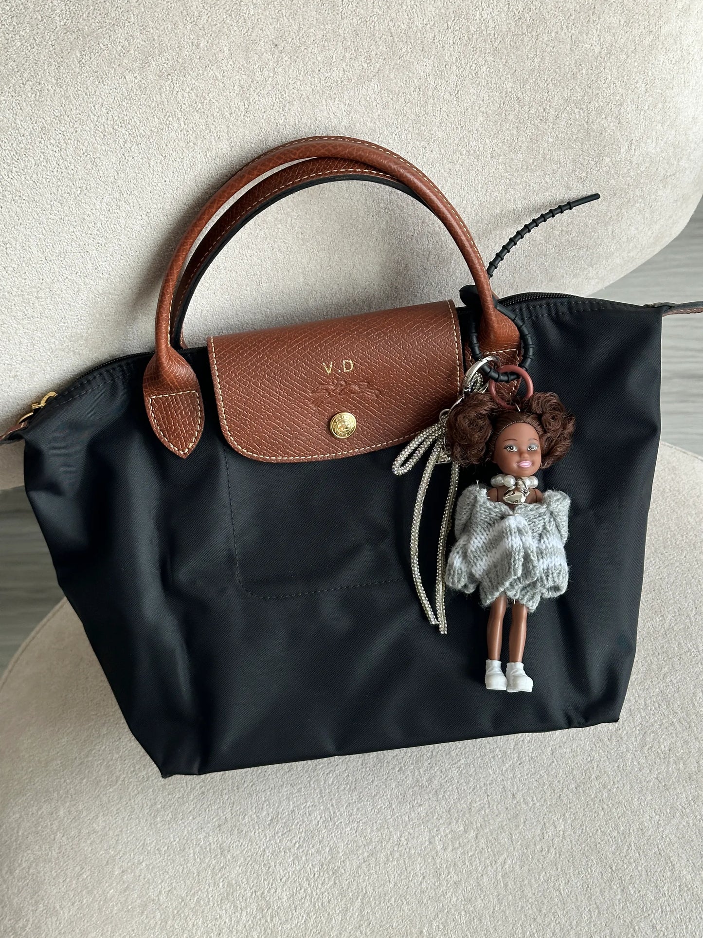 Gri Kazaklı Bebek Çanta Charmı