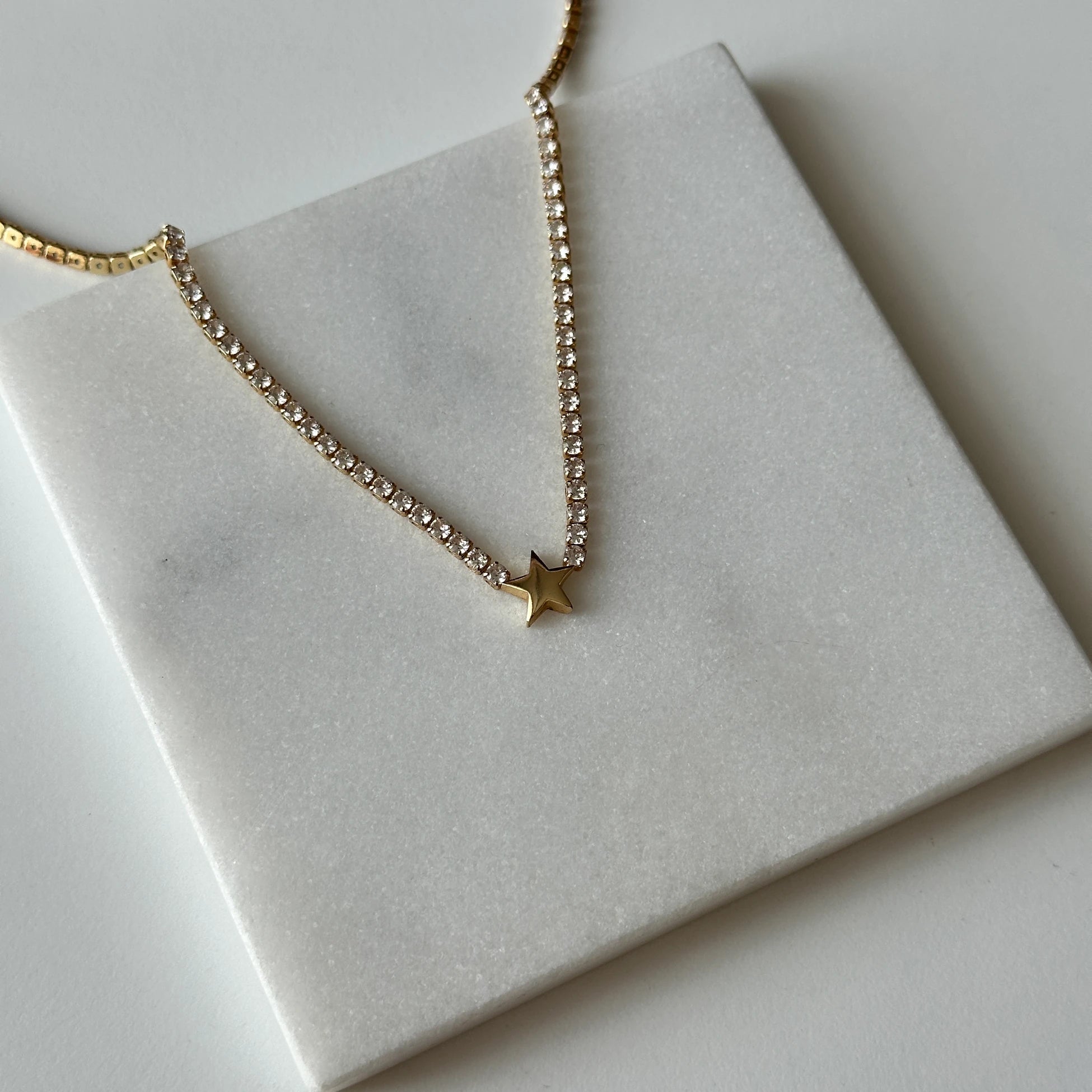 Su Yolu Mini Yıldız Kadın Kolye