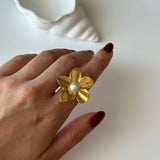 İnci Çiçekli Çelik Yüzük