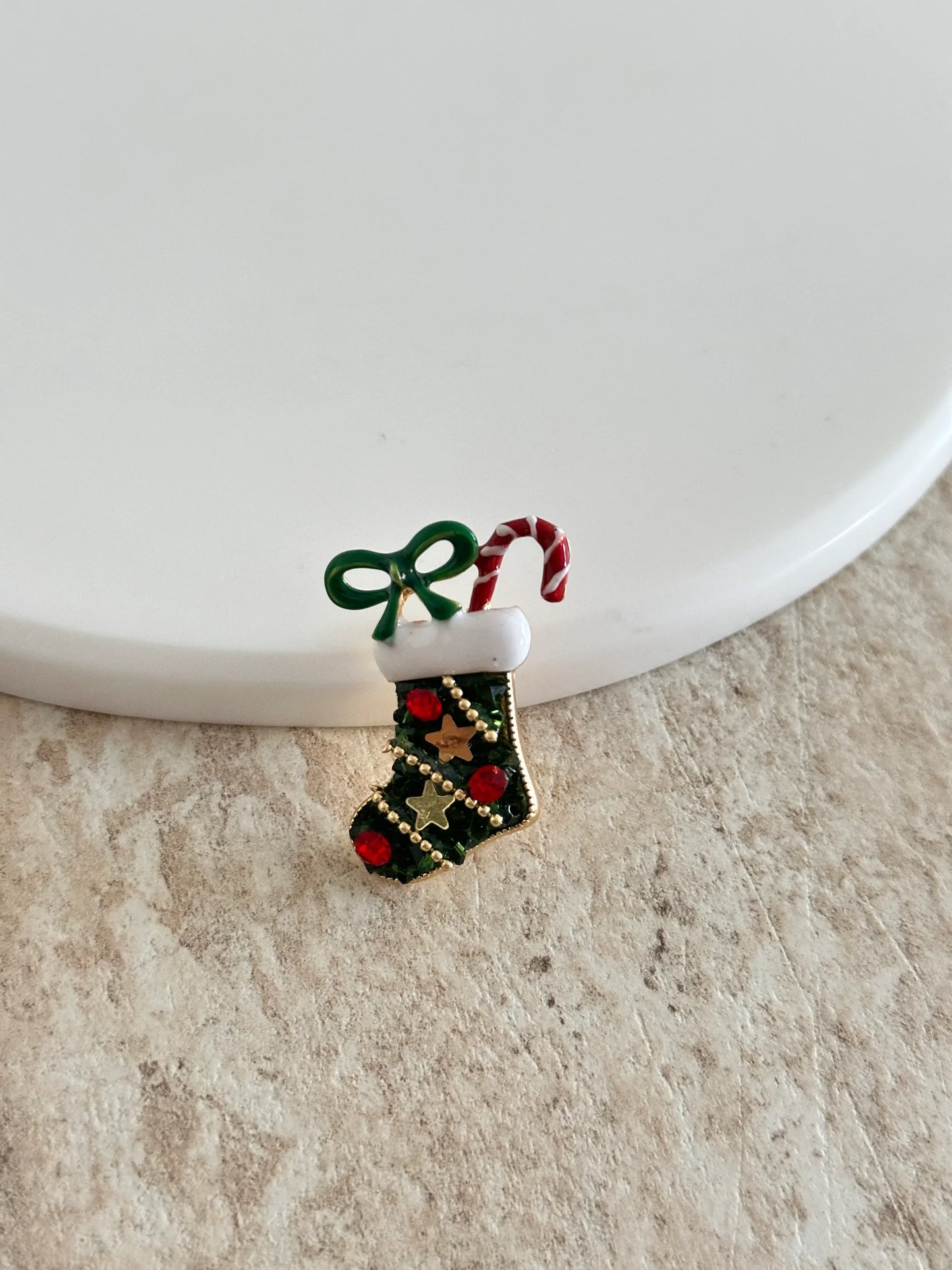 Yılbaşı Taşlı Çorap Broş