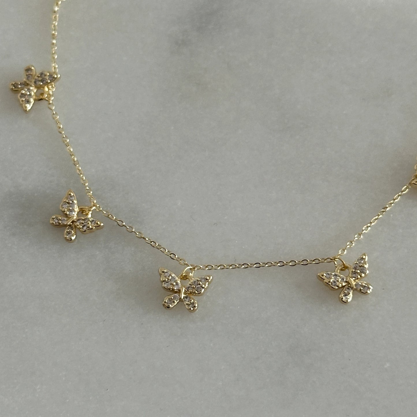 Minimal Kelebek Kuyumcu İşçiliği Kadın Kolye