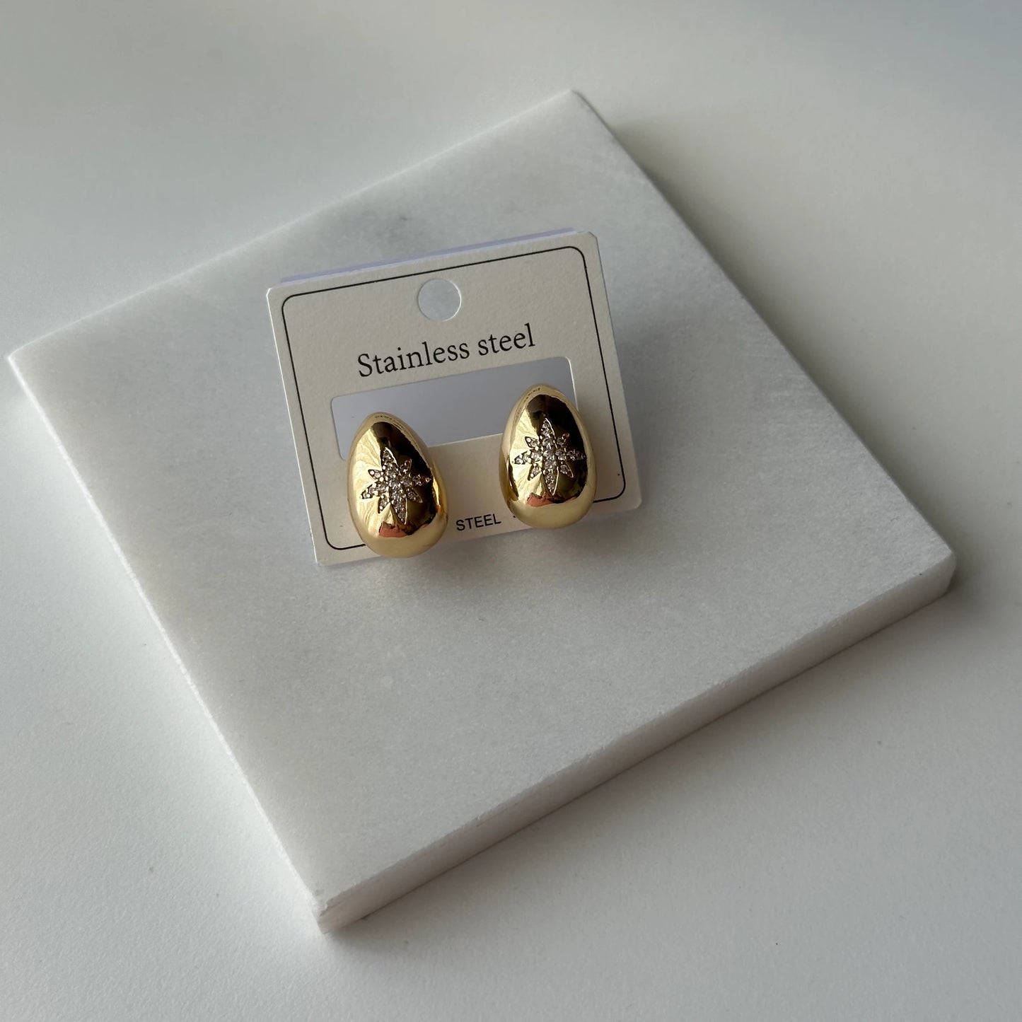 Kutup Yıldızı Zirkon Damla Çelik Küpe