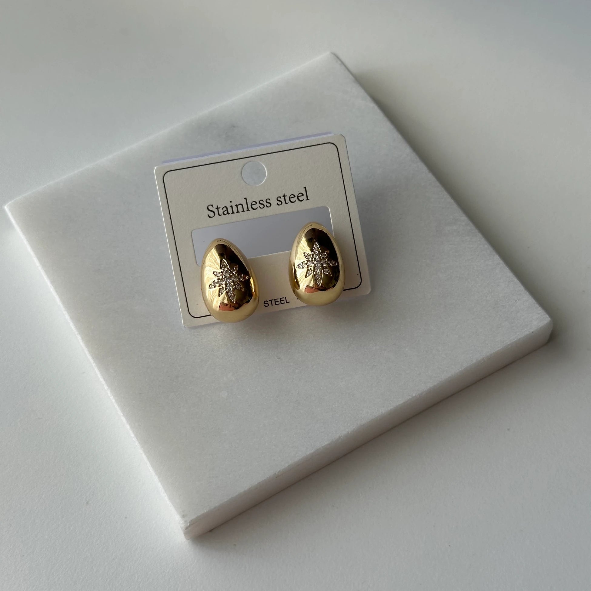 Kutup Yıldızı Zirkon Damla Çelik Küpe