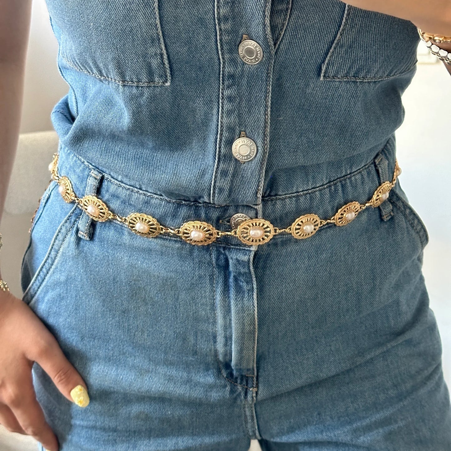 İncili Rose Bel Zinciri