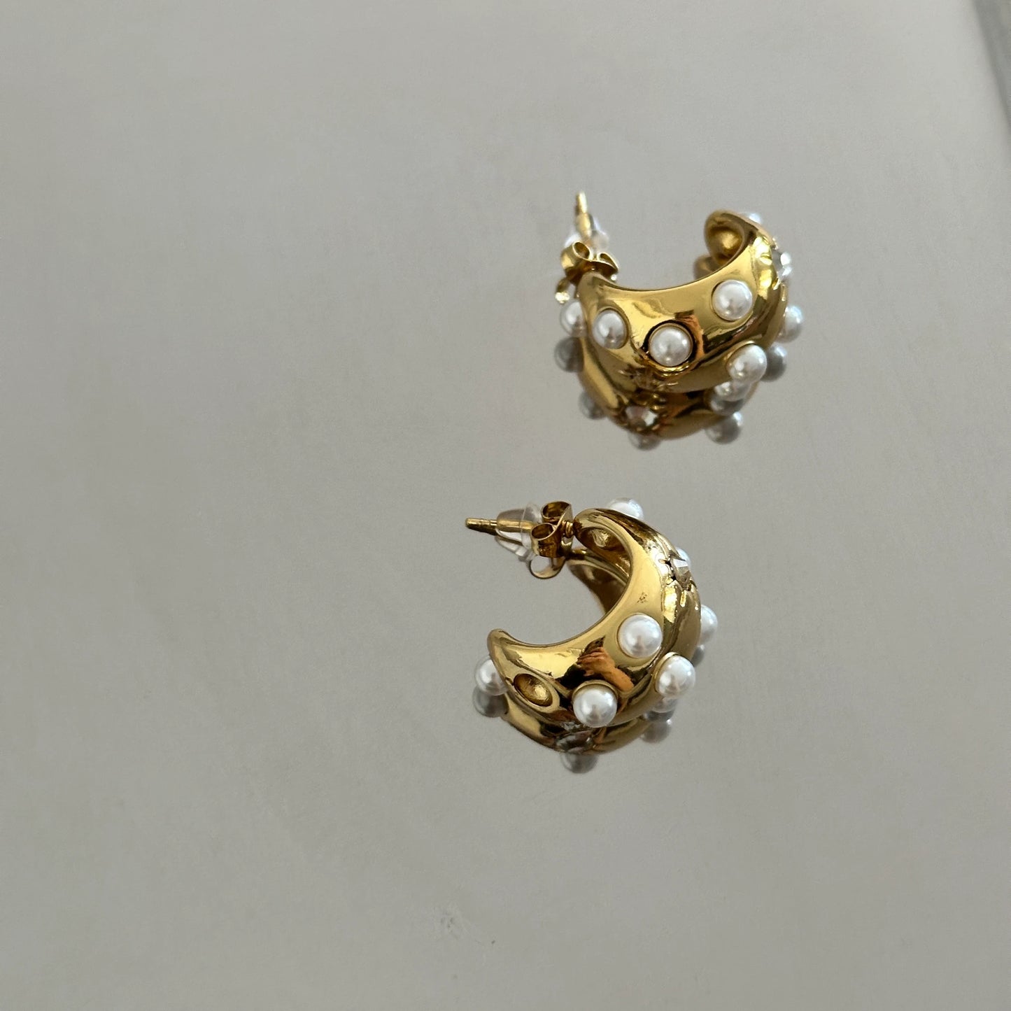 İncili Yıldız Taş Çelik Kadın Küpe