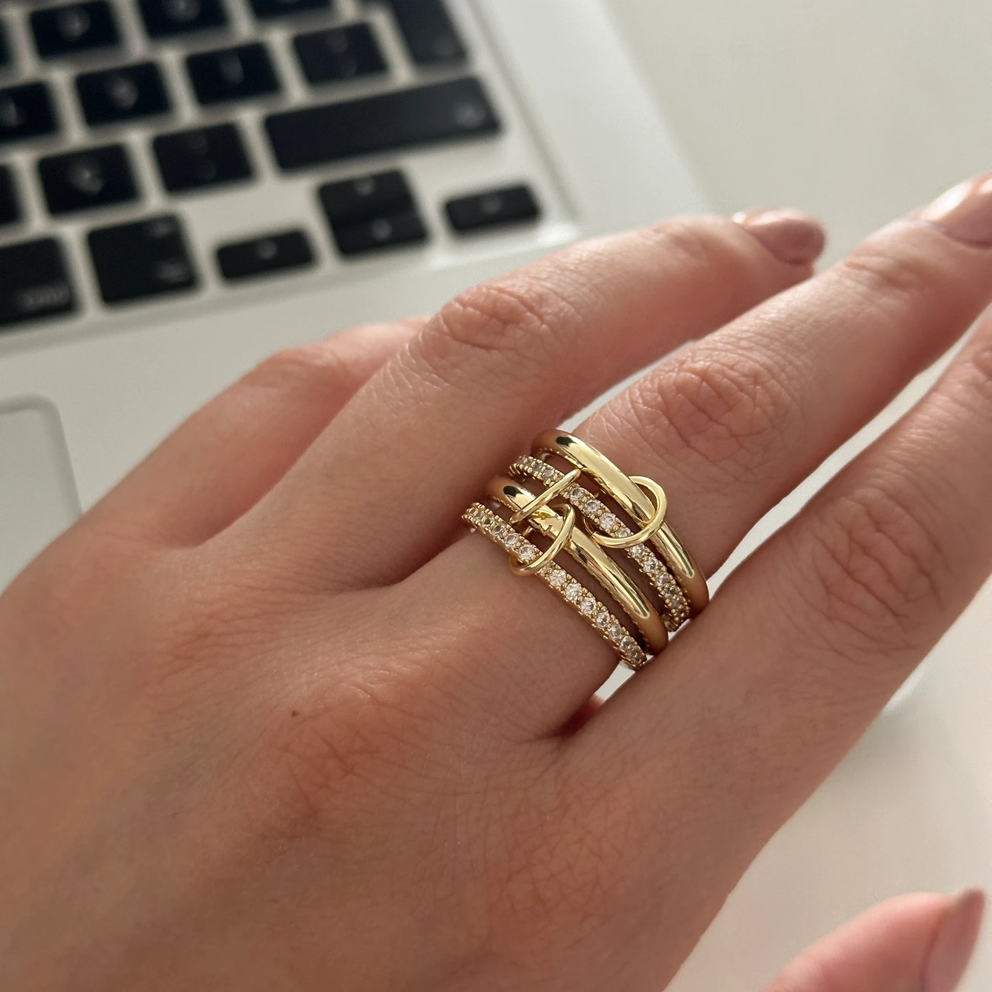 4'Lü Gold Zirkon Spinelli Kadın Yüzük