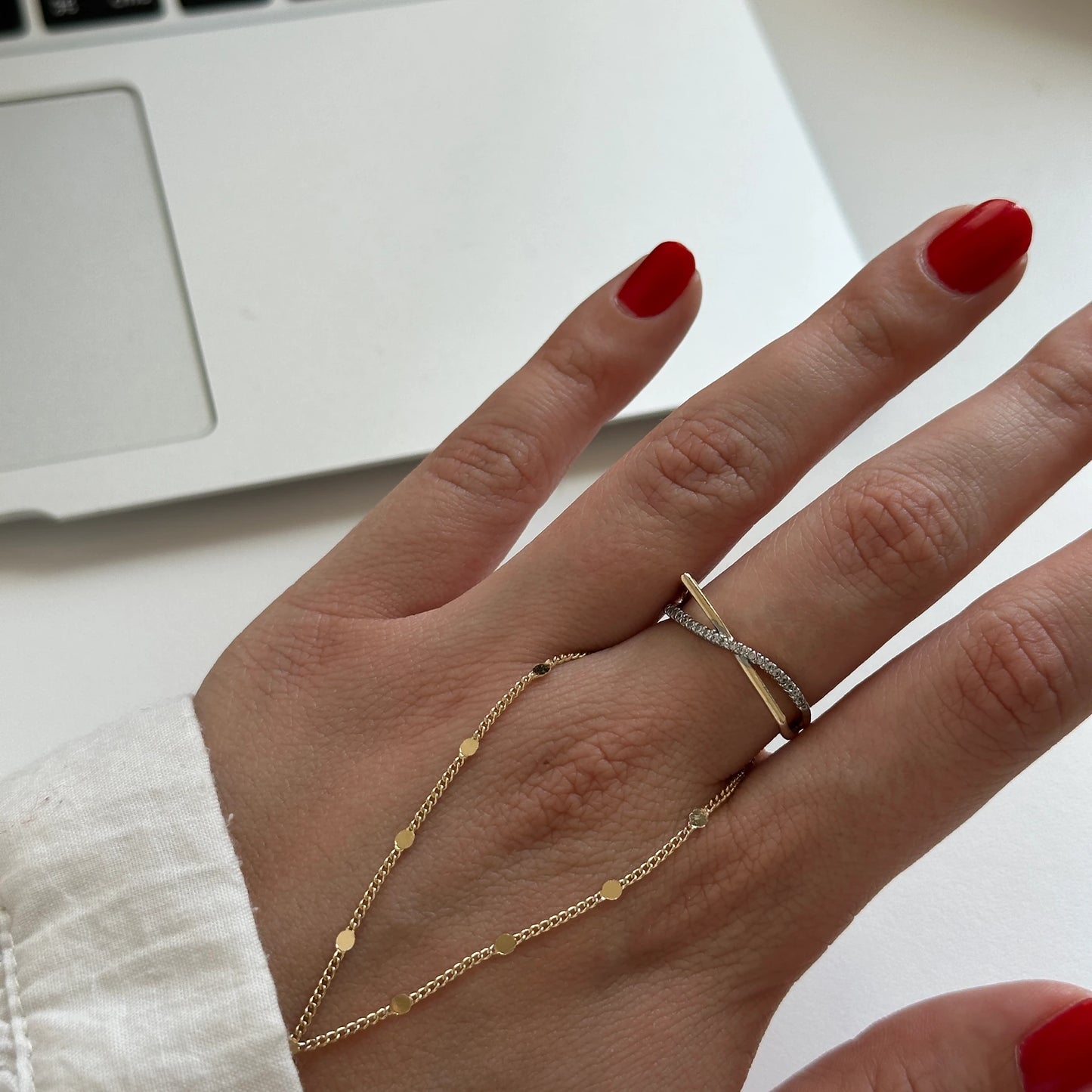 İnce Zirkon Taş Kadın Yüzük