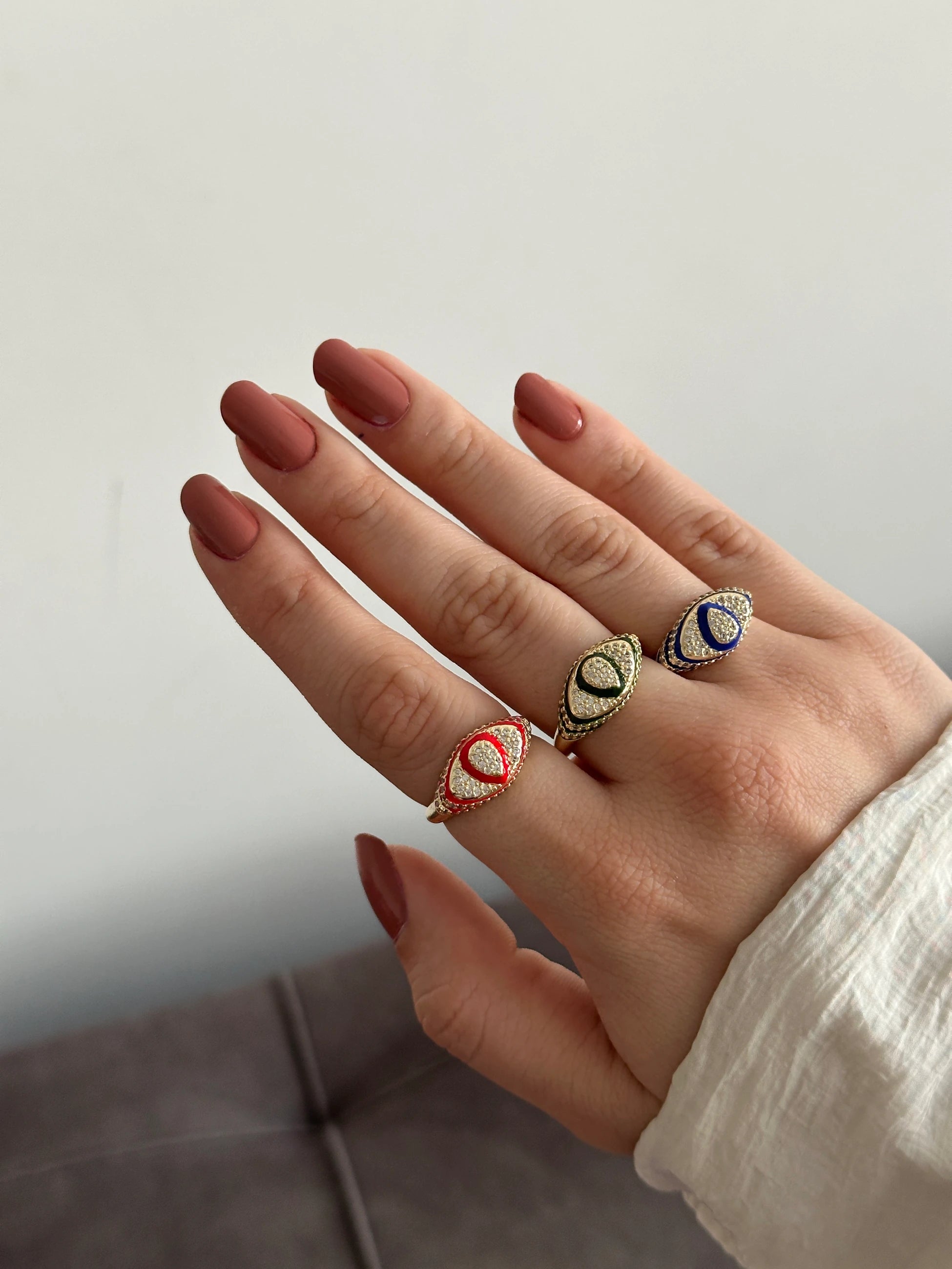 Renkli Medusa Göz Kadın Yüzük