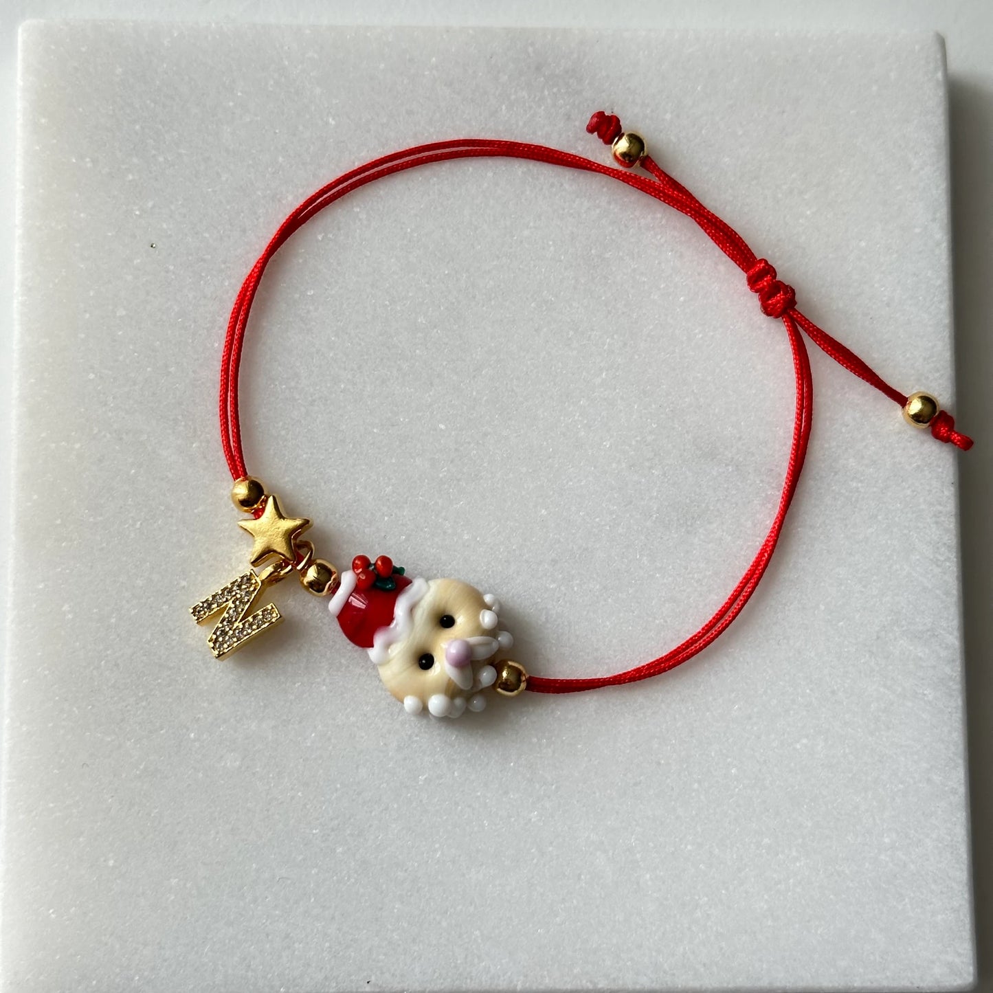 Yılbaşı Noel Baba Murano Cam Boncuk Kişiye Özel Harf Kadın Şans Bilekliği