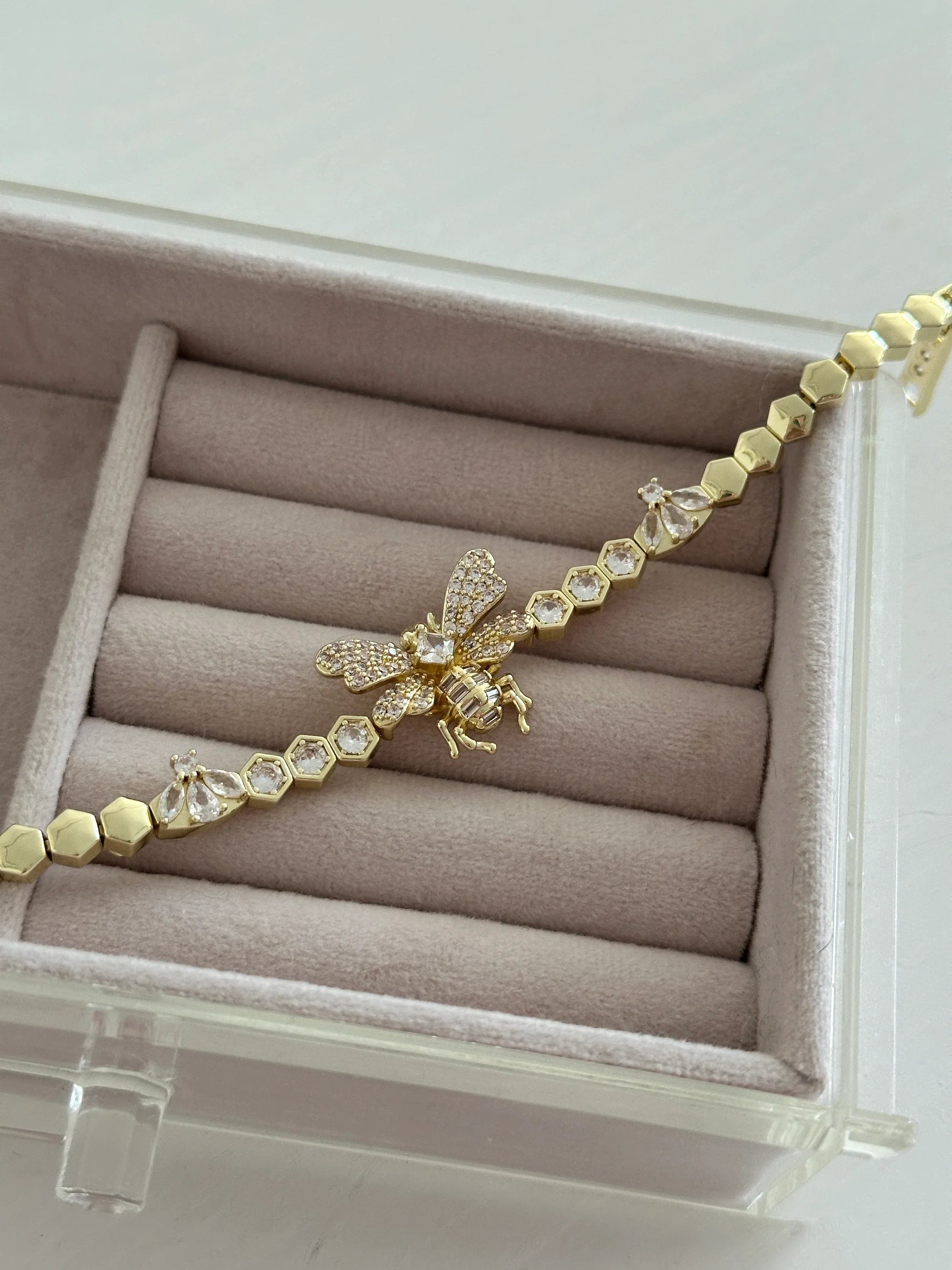 Arı Zirkon VIP Altın Kaplama Kadın Bileklik