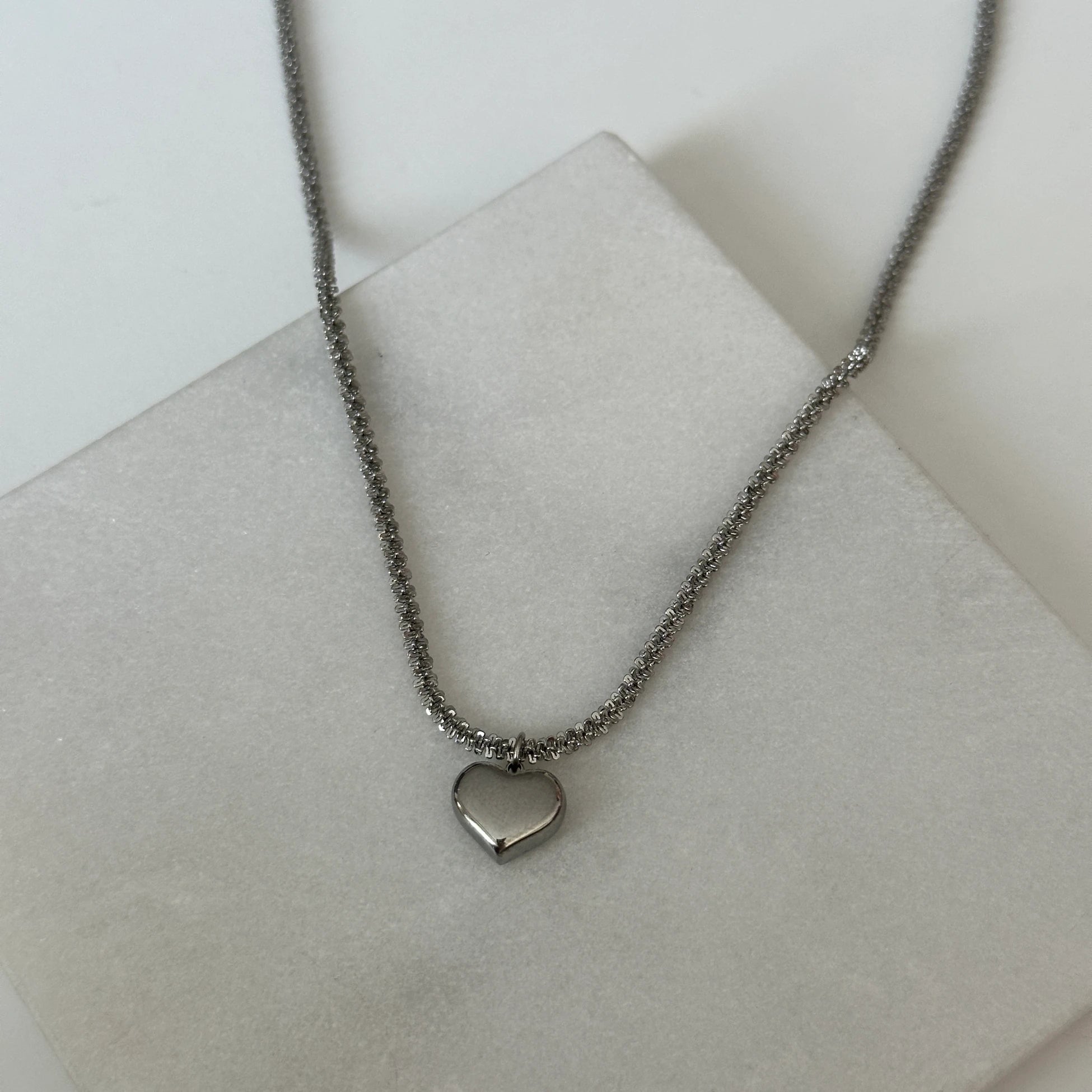 Gümüş Mini Kalp Çelik Kadın Kolye