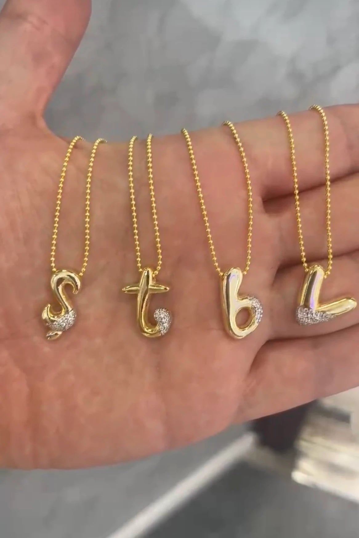 Taşlı Harf 925 Ayar Gümüş Kadın Kolye