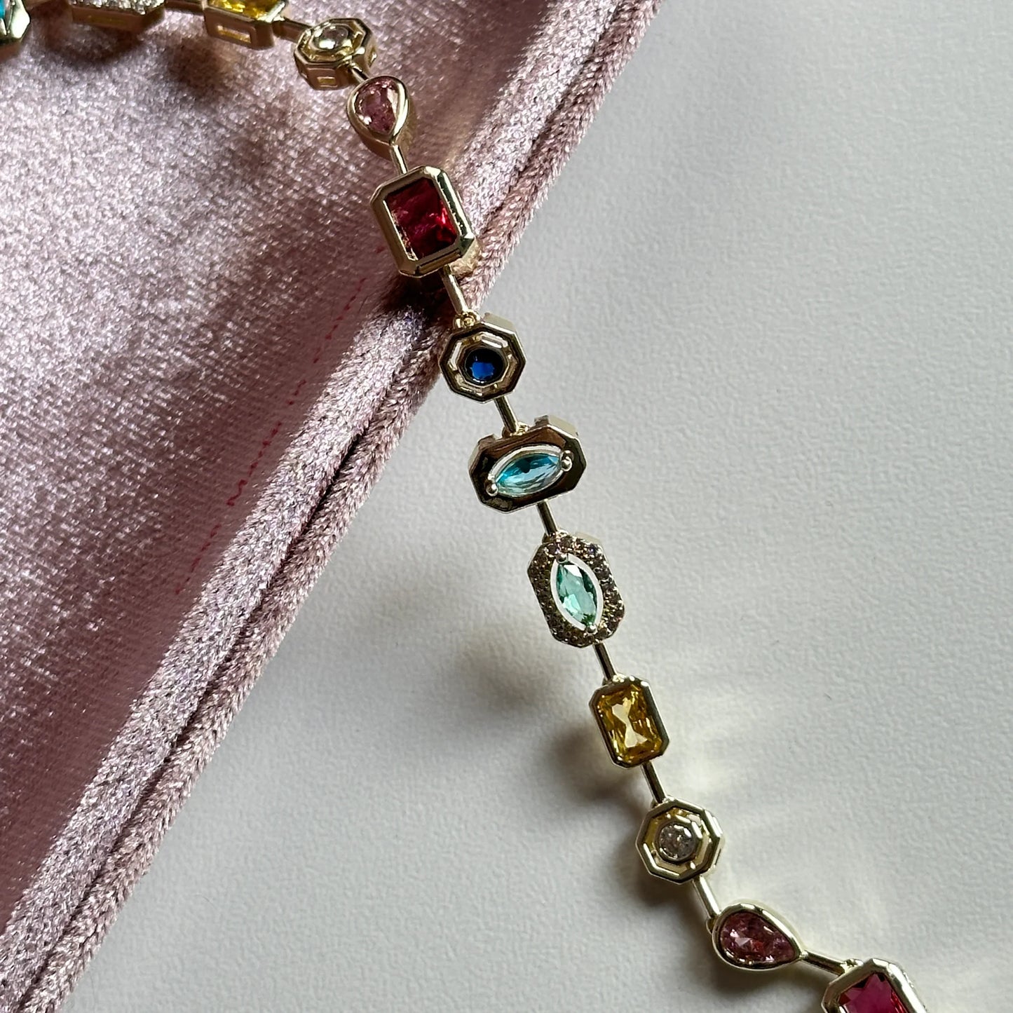 Element Taş Kadın Bileklik