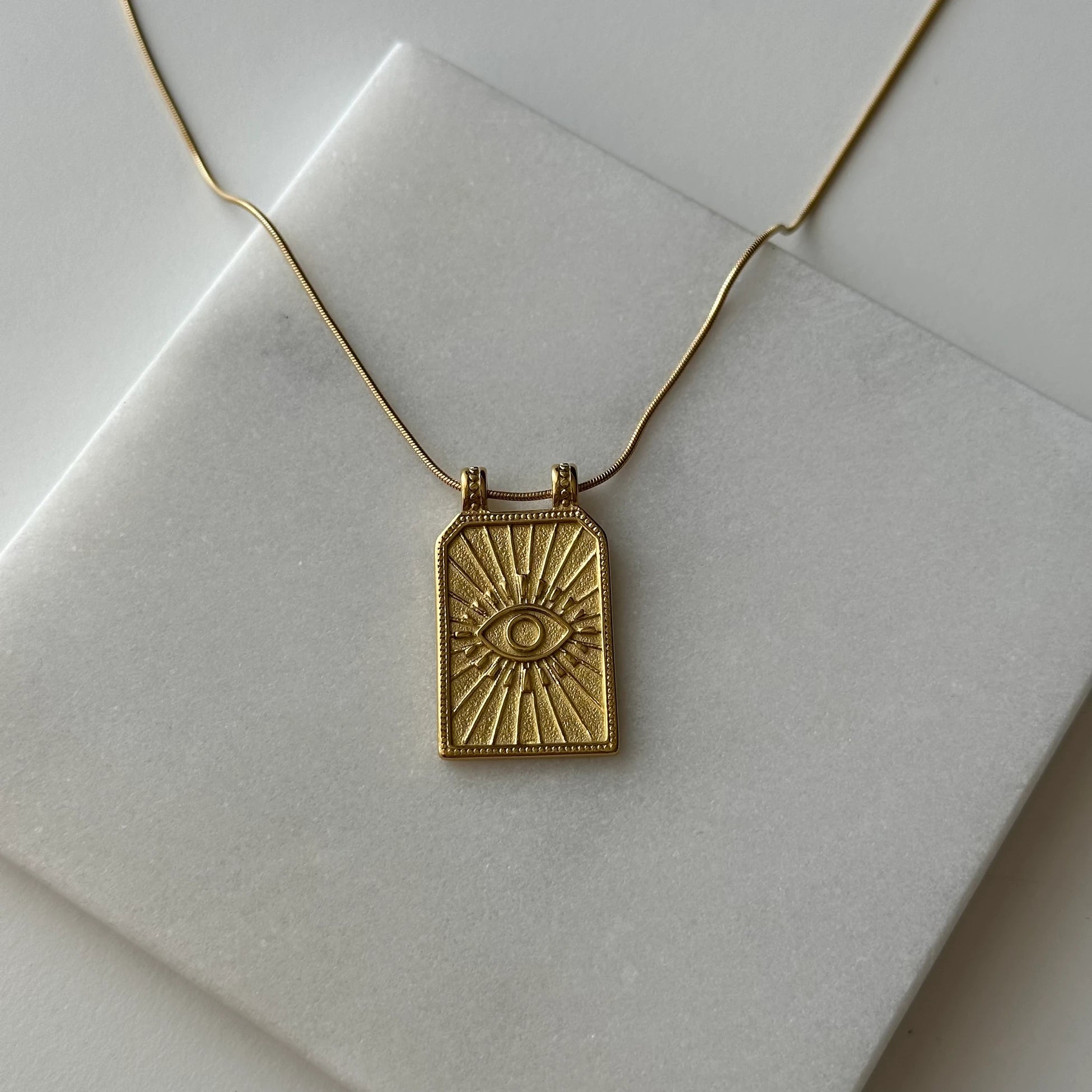 Göz Şans Tarot Kart Kolyesi (gold)