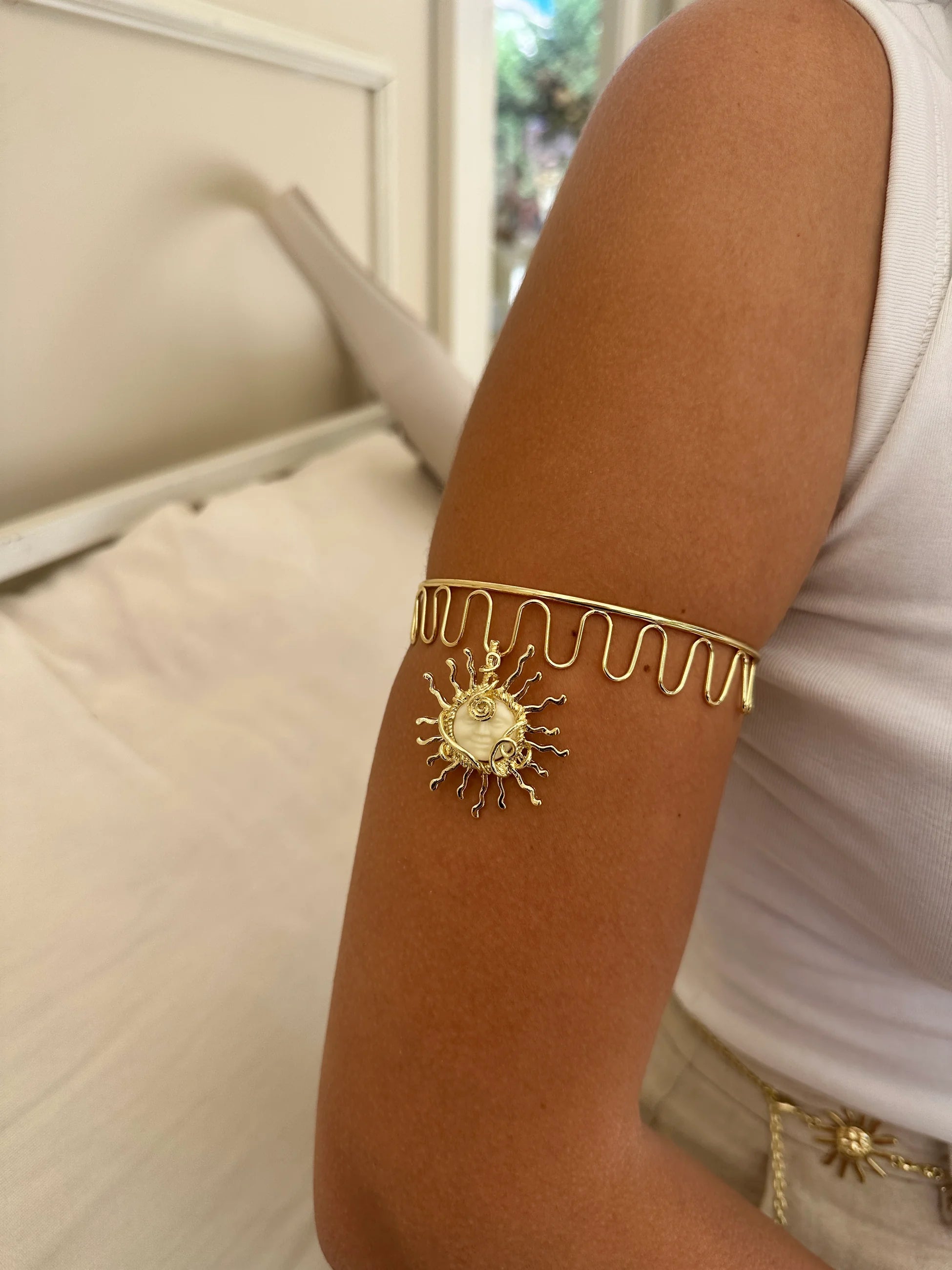 Güneş Pazu Bileziği