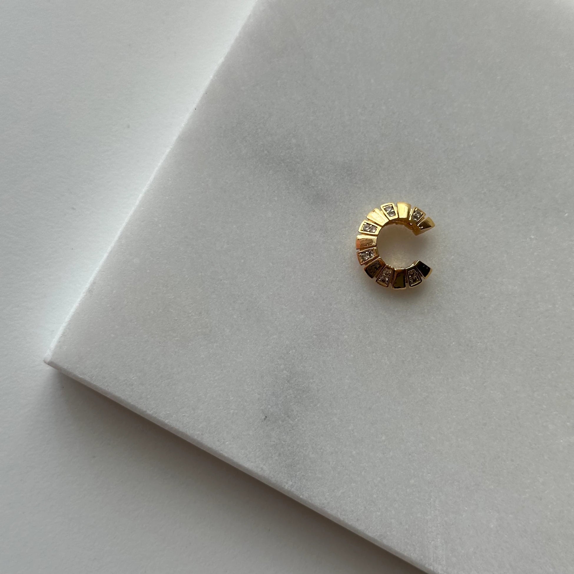 Marka Zirkon Gold Earcuff Küpe