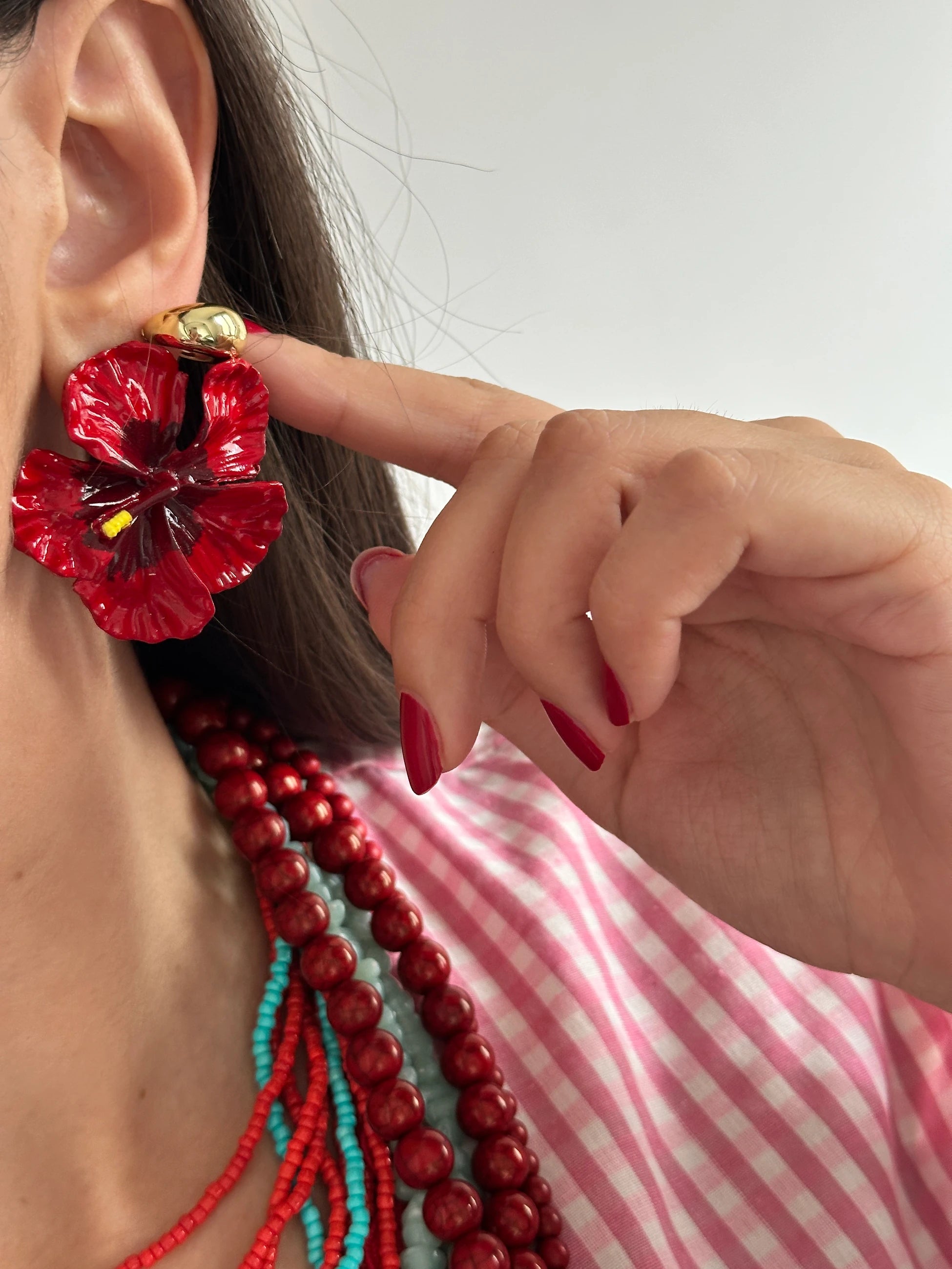 İkili Kırmızı Çiçek Kadın Küpe Set