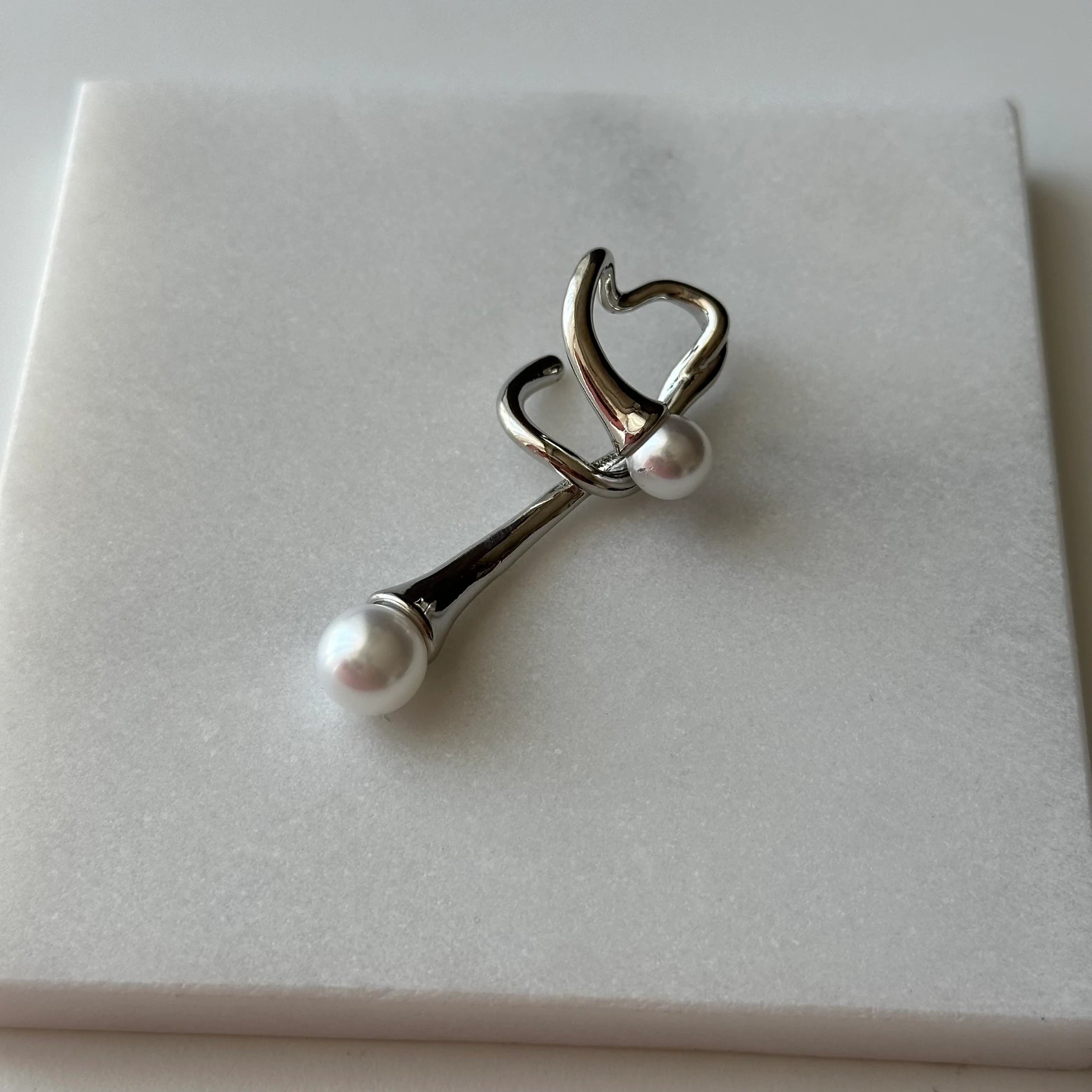 İncili Kalp Earcuff Küpe
