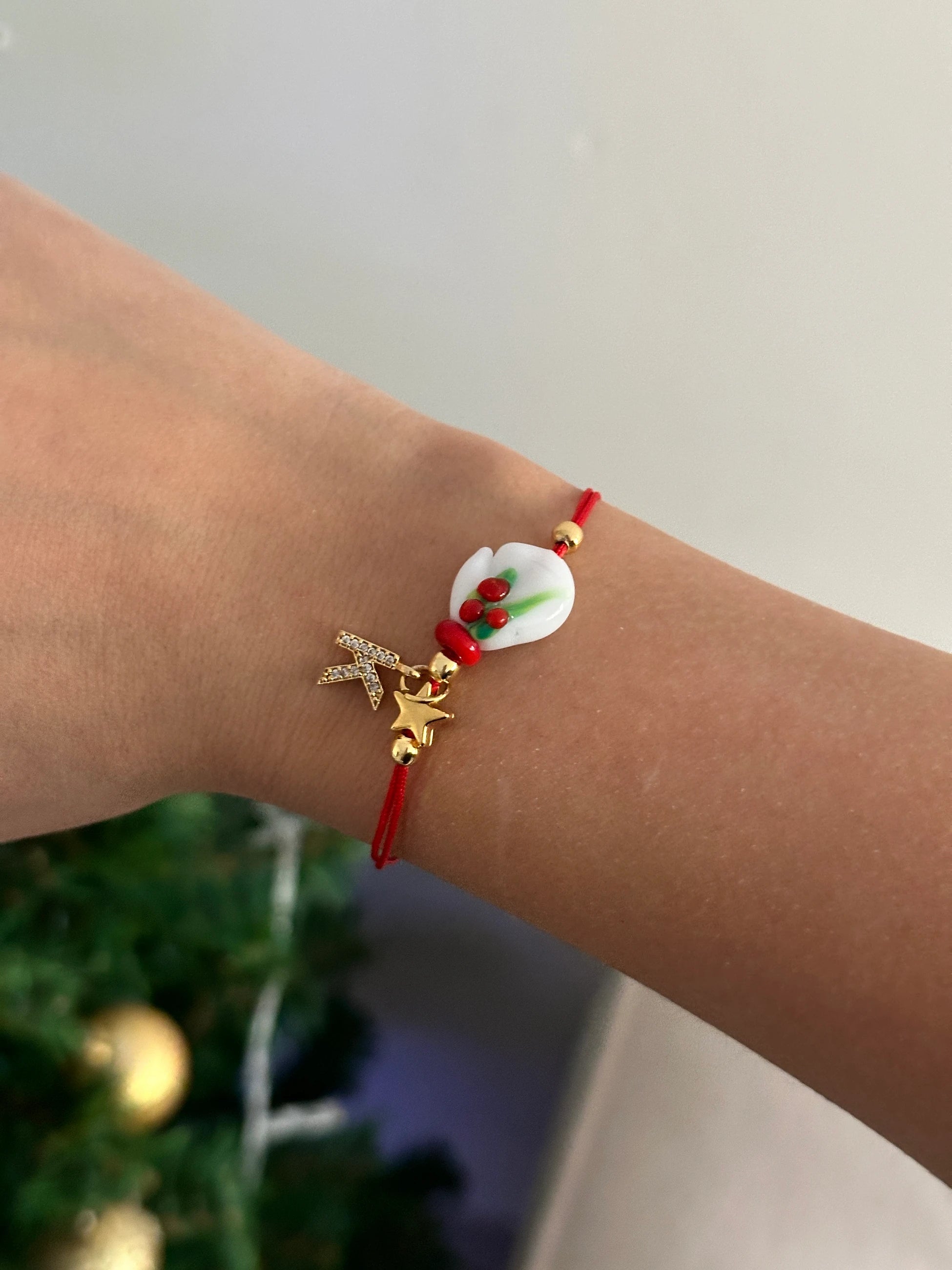 Yılbaşı Eldiven Murano Cam Boncuk Kişiye Özel Harf Kadın Şans Bilekliği