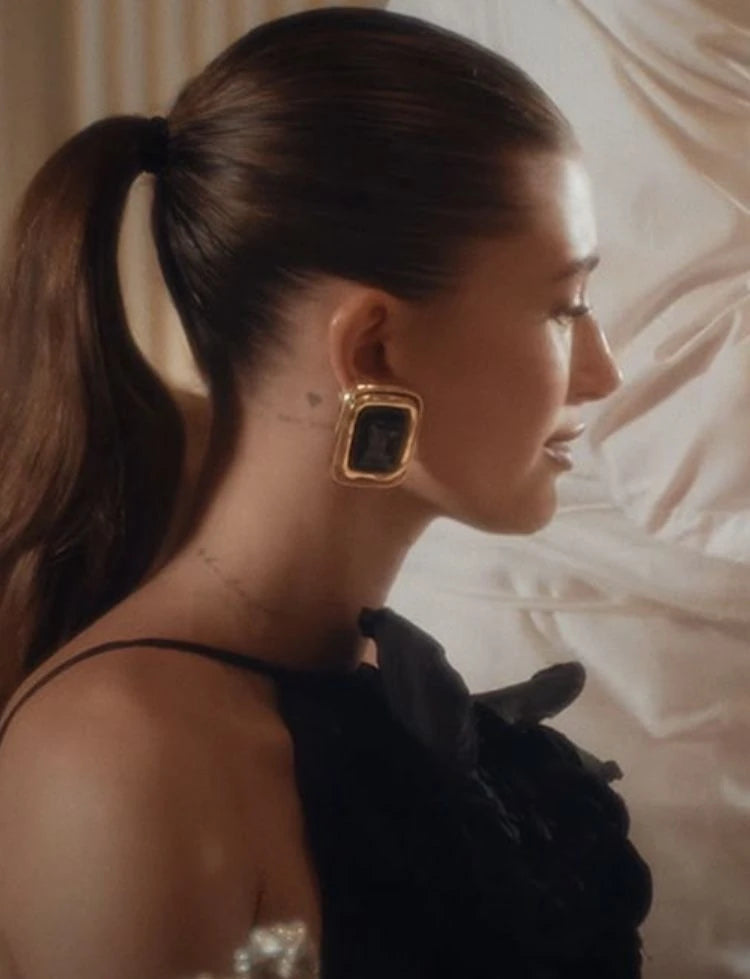 Büyük Kare Gold Küpe