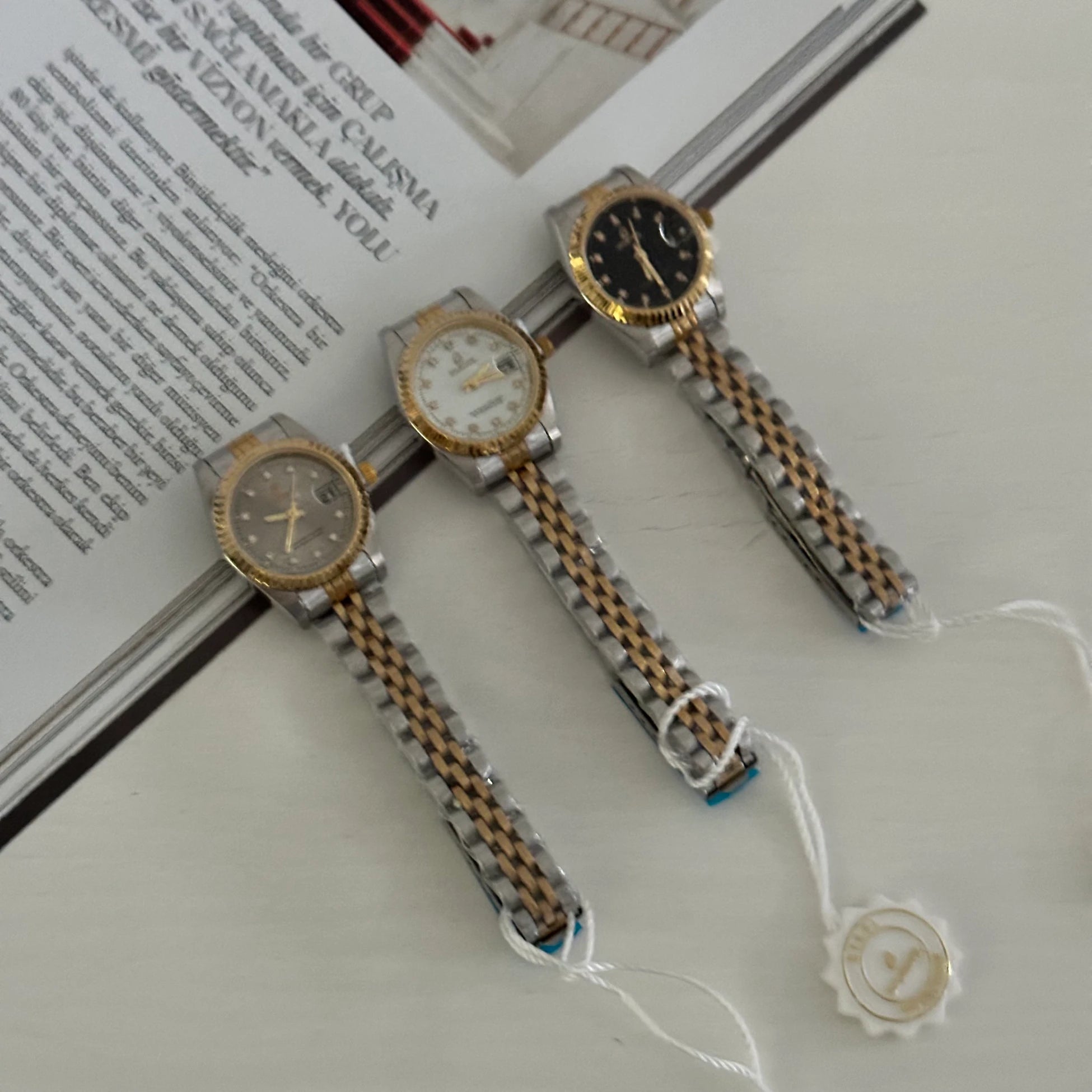 Siyah Aura Mini Kadın Saat / 25 MM