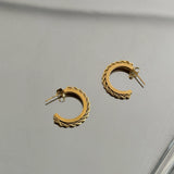 Yarım Halka Burgu Zincirli Çelik Kadın Küpe