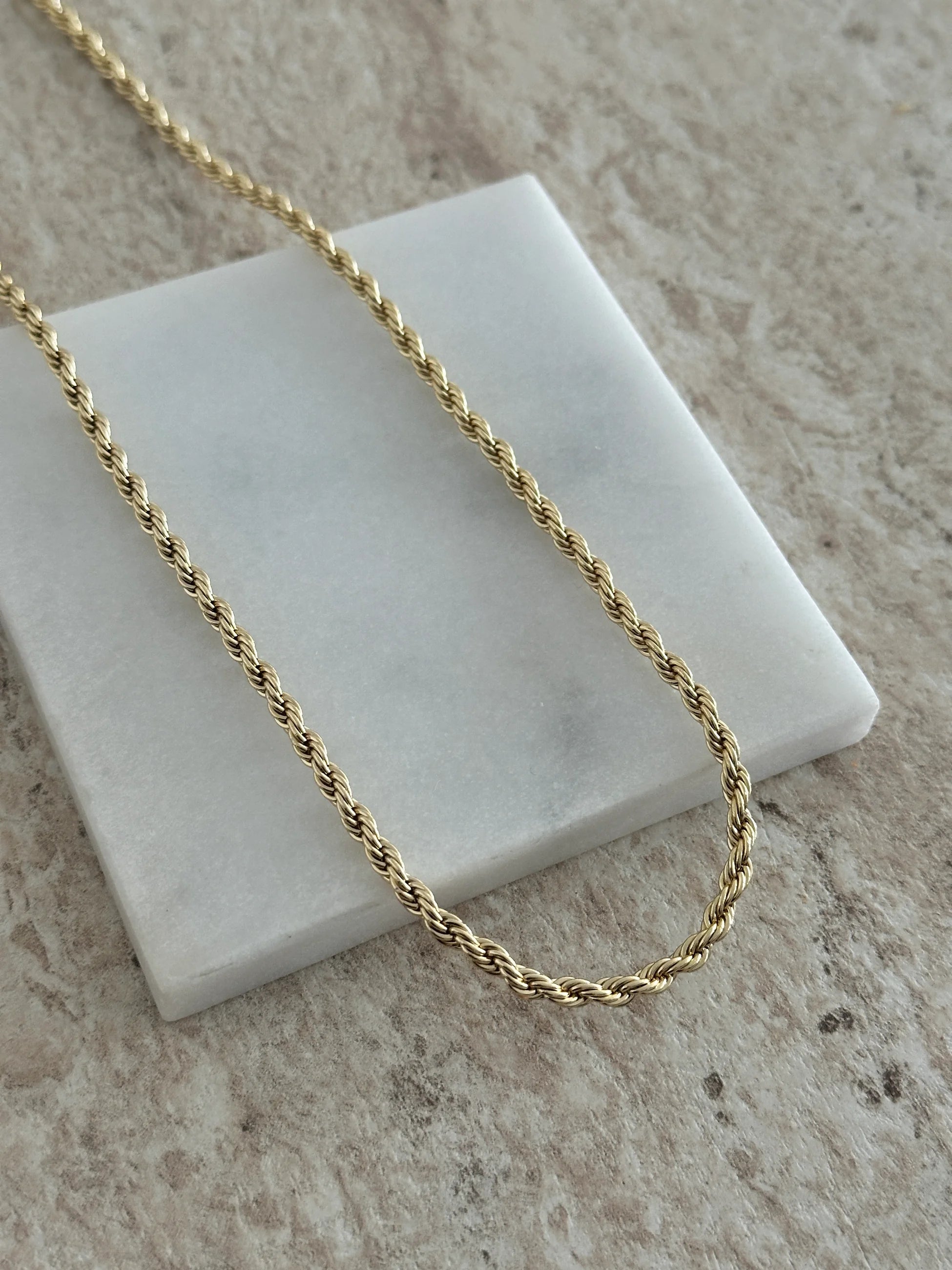 55cm İnce Burgu Zincir Kadın Kolye