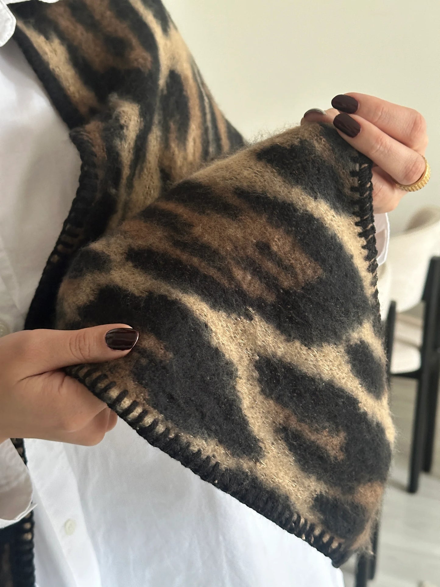 Leopar Üçgen Premium Şal Atkı