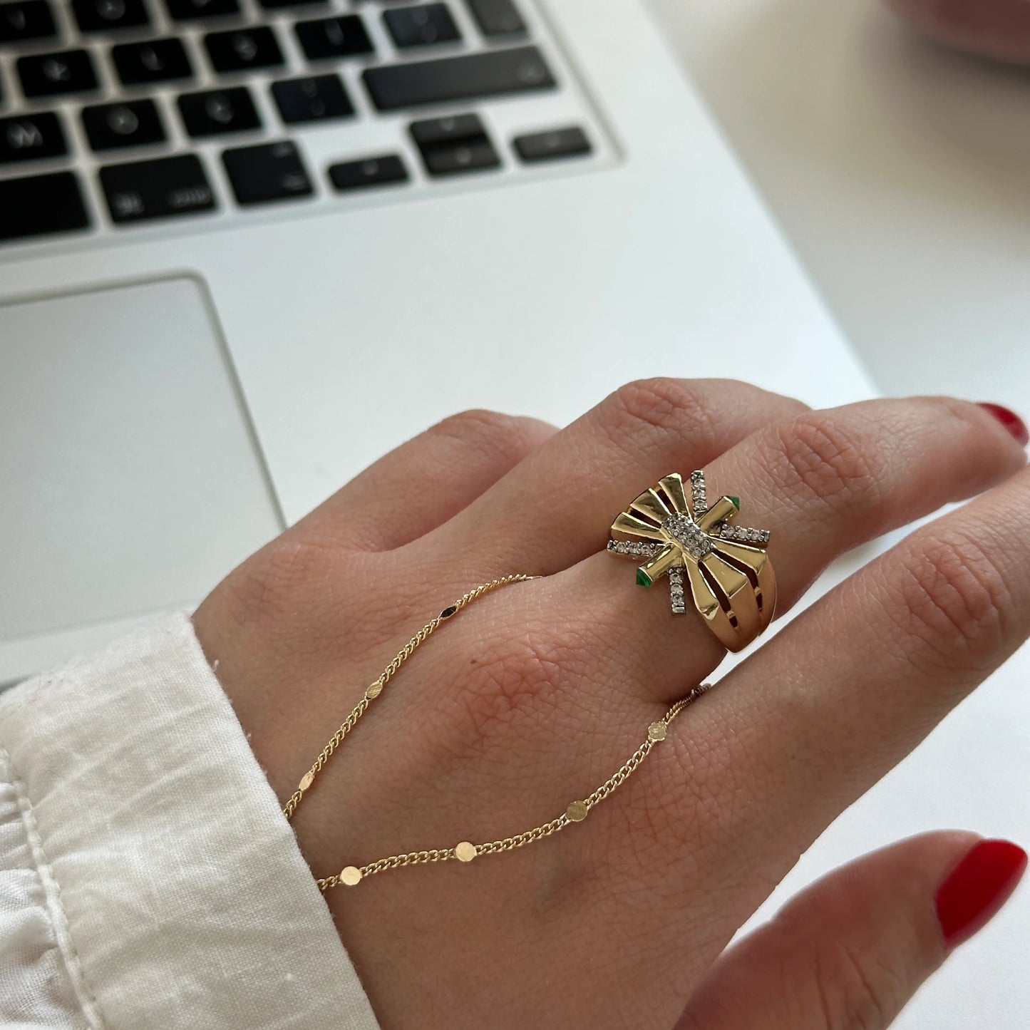 Yeşil Taş Tasarım Kadın Yüzük