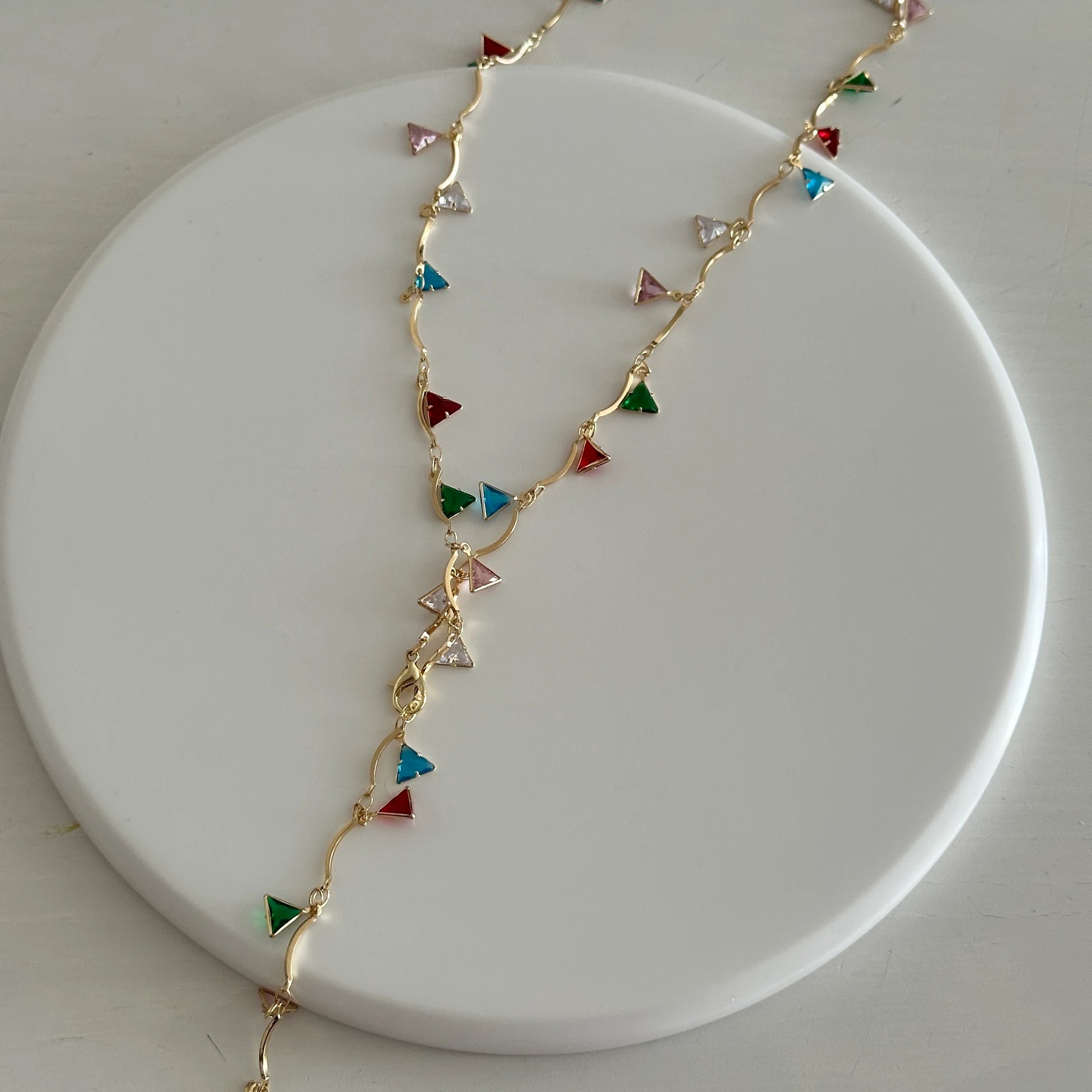Renkli Sarkıntılı Taş Y Dekolte Kolye