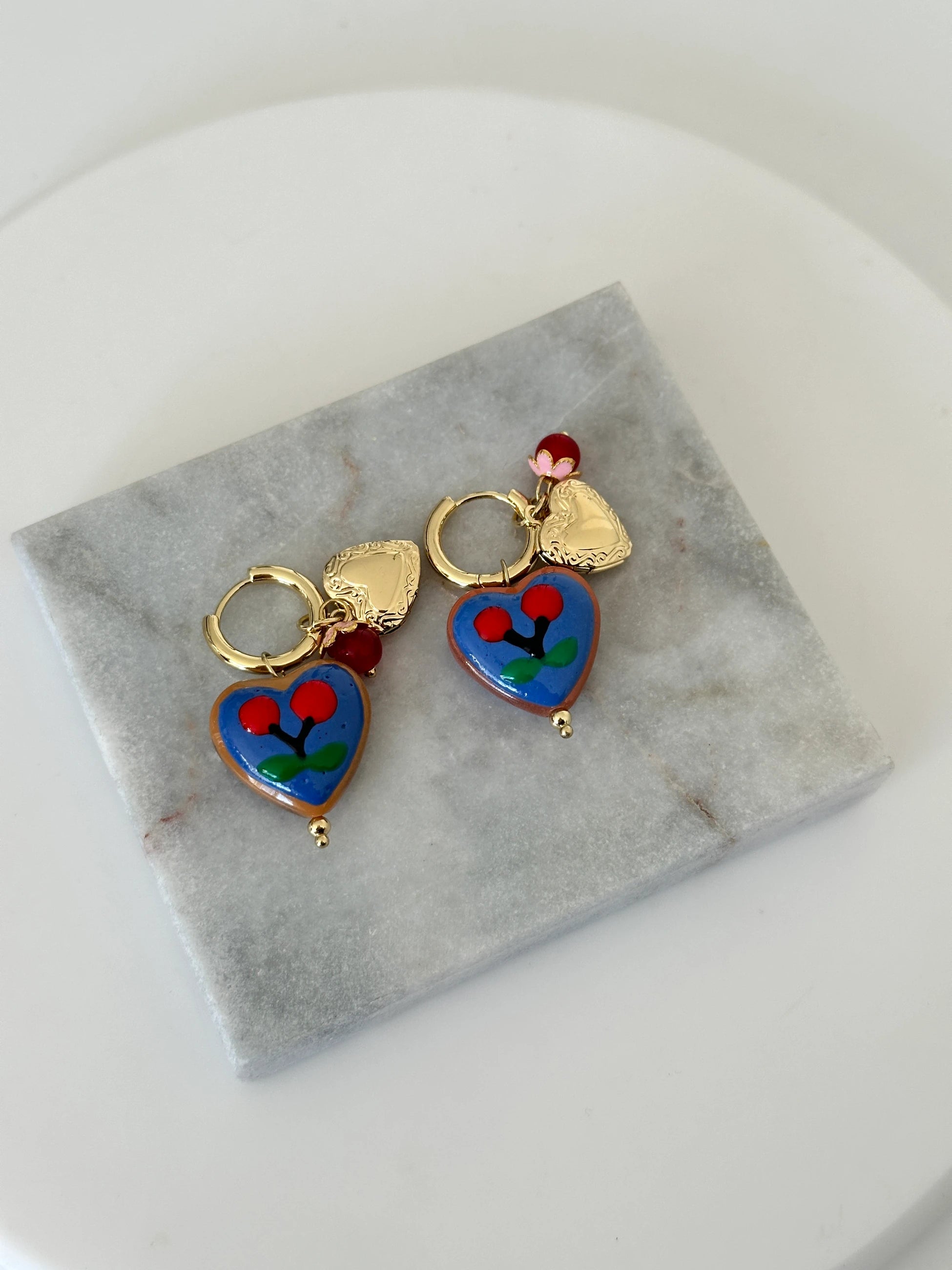 Kiraz Seramik Kadın Küpe